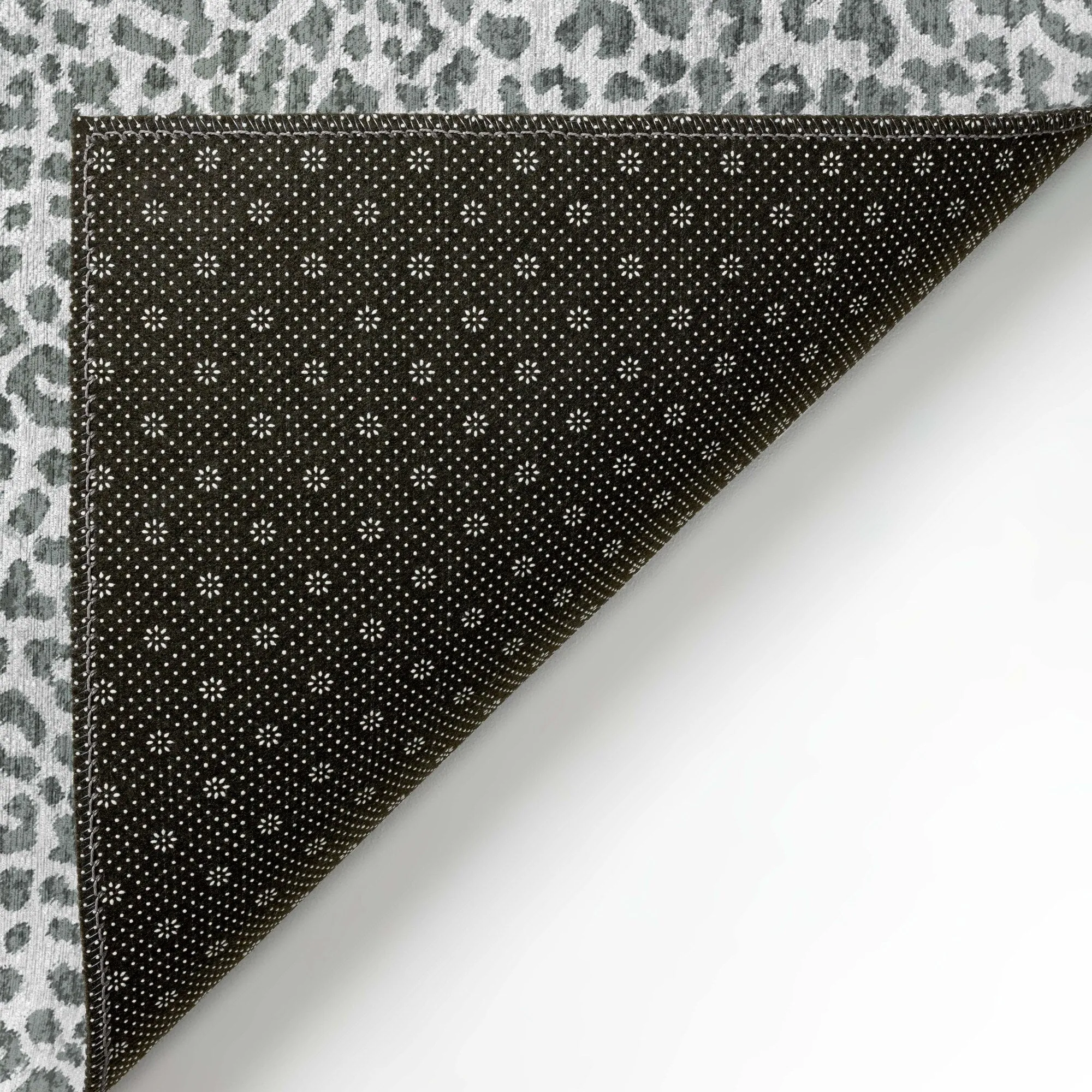 Addison Indoor/ Outdoor Safari Leopard Animal Print Washable Area Rug
