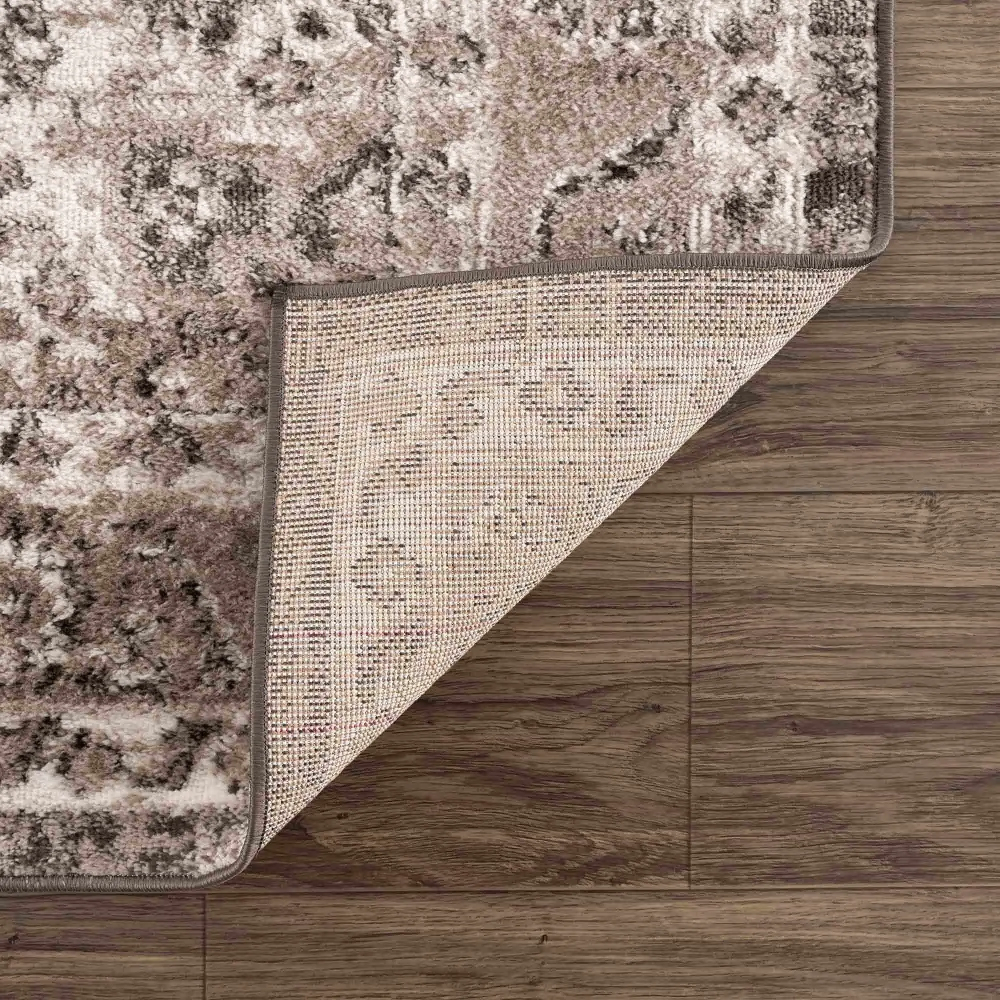 Albie Oriental Persian Medallion Area Rug