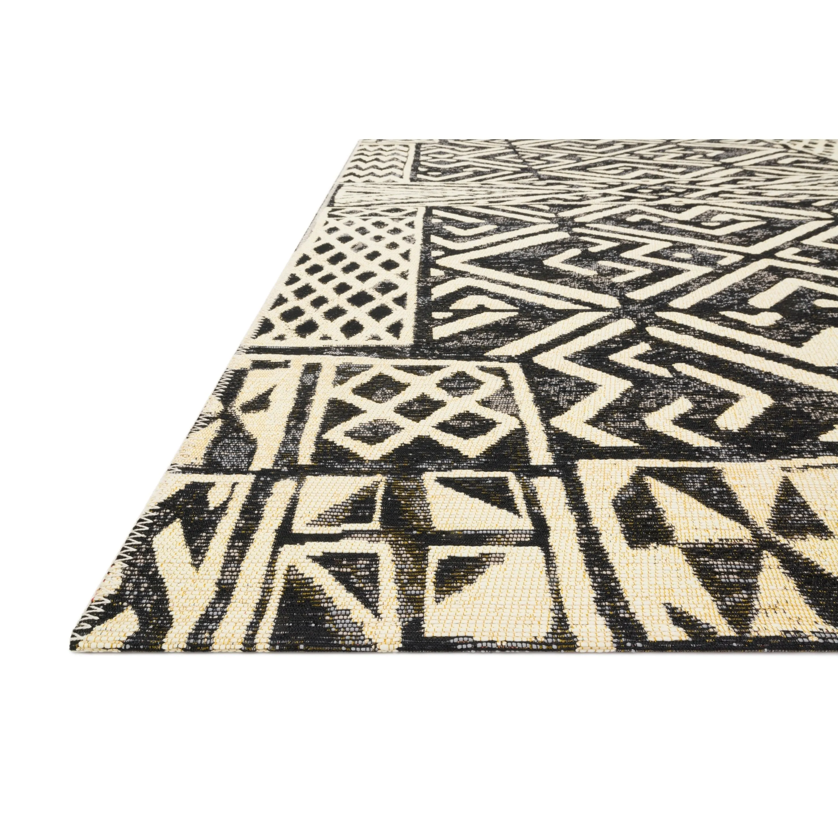 Alexander Home Armanda Modern Tribal Inspired Indoor/ Outdoor Area Rug
