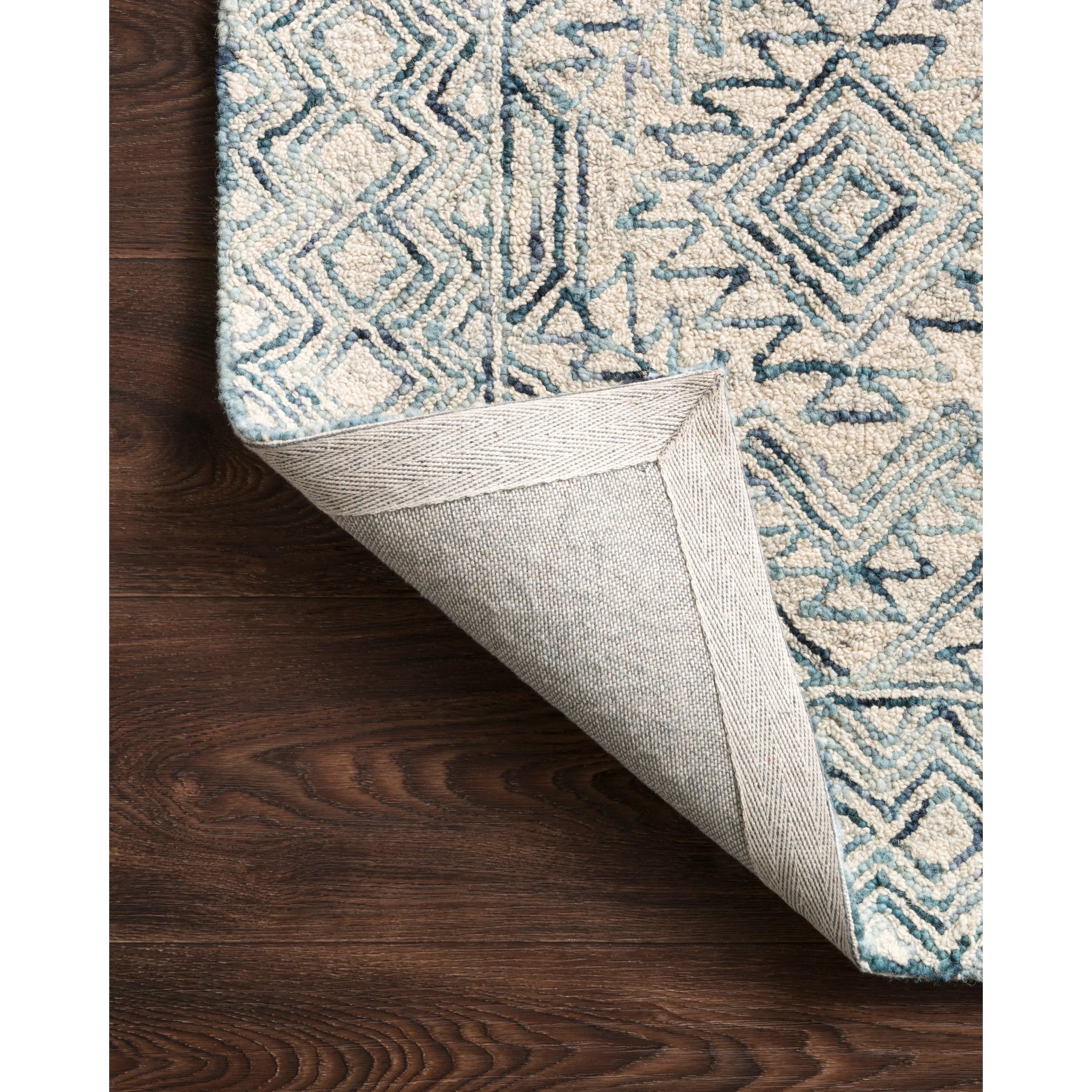 Alexander Home Aspen Bluestone Hand-tufted Wool Area Rug