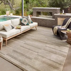 Alexander Home Dana Indoor / Outdoor Modern Area Rug