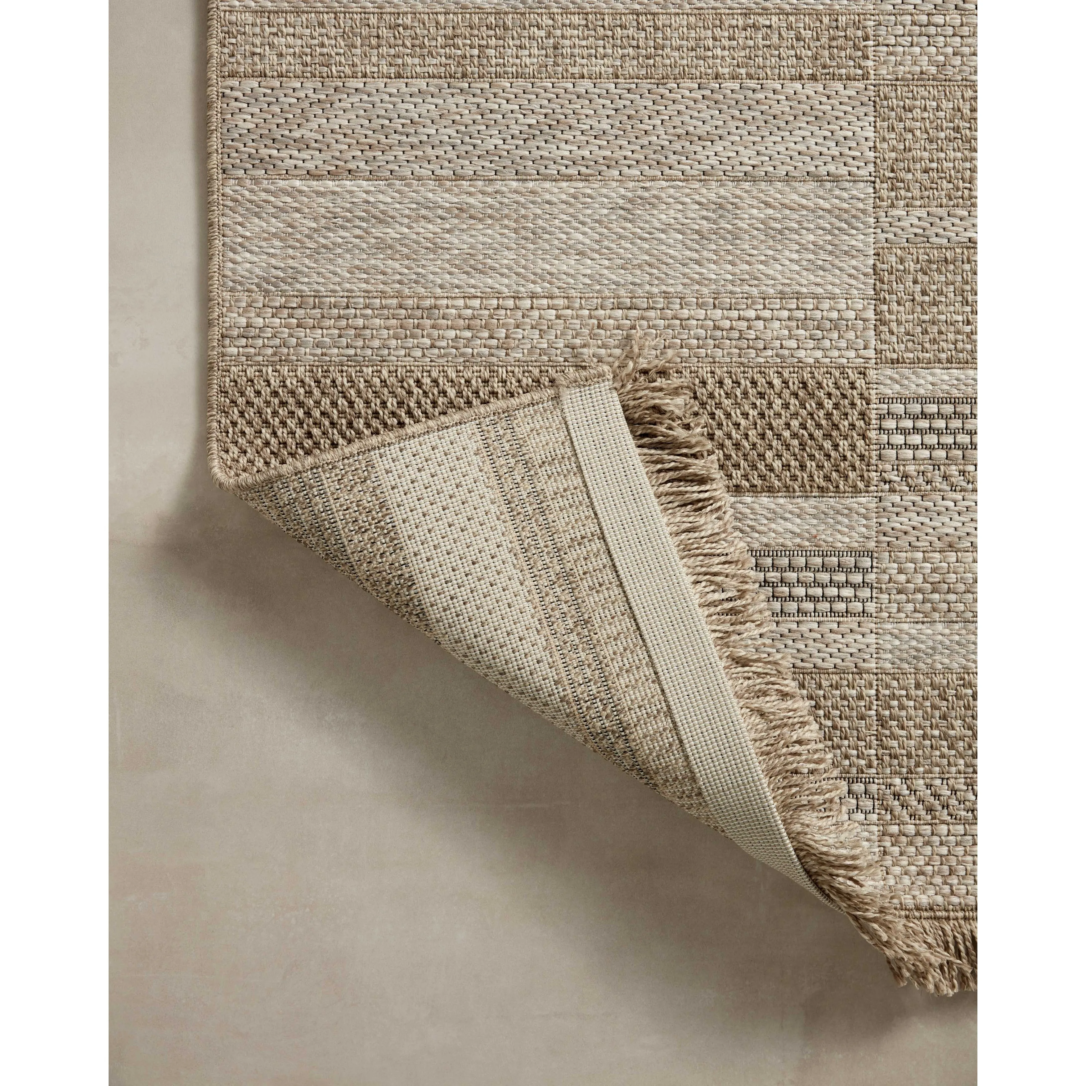Alexander Home Dana Indoor / Outdoor Modern Area Rug