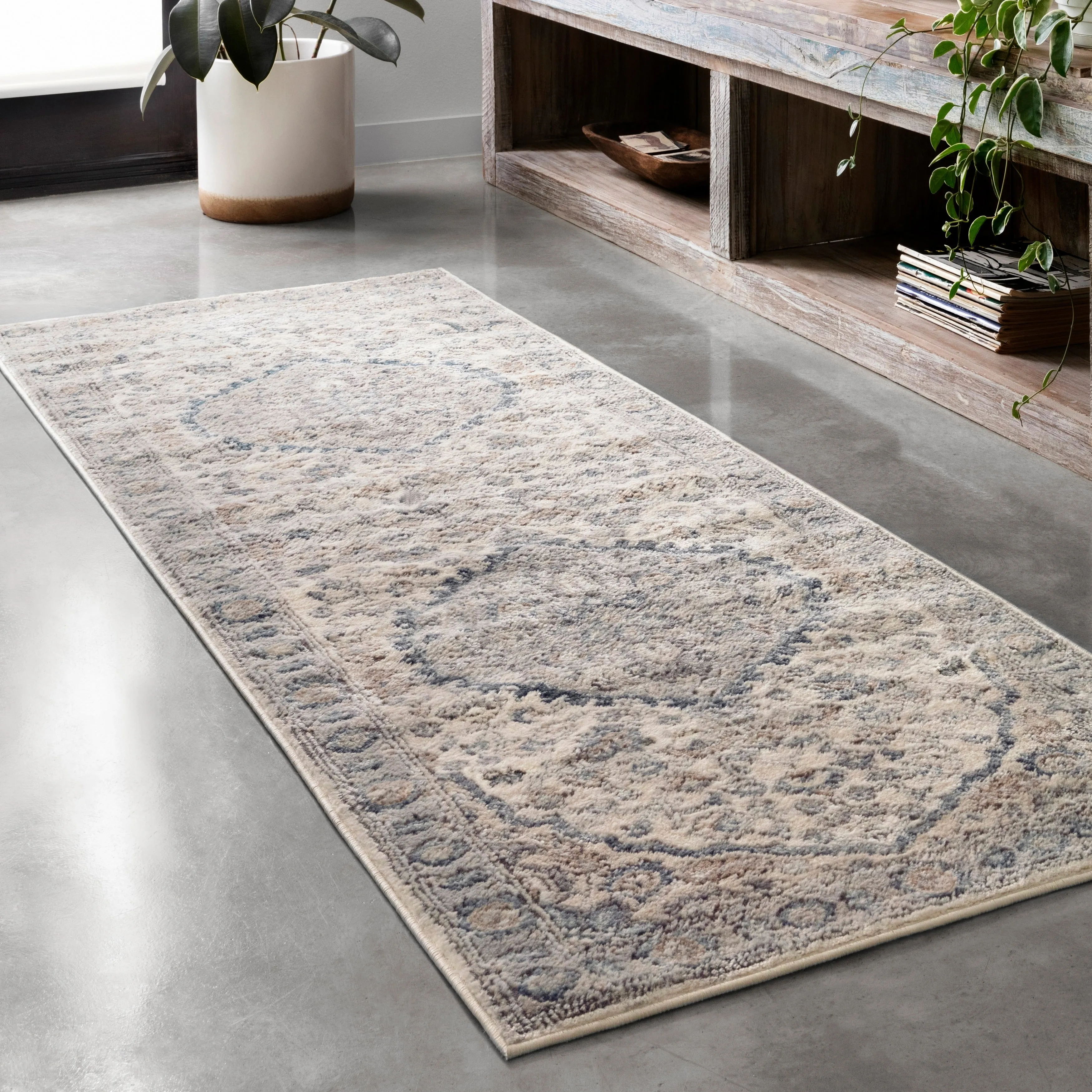 Alexander Home Josefina Floral & Medallion Traditional Area Rug