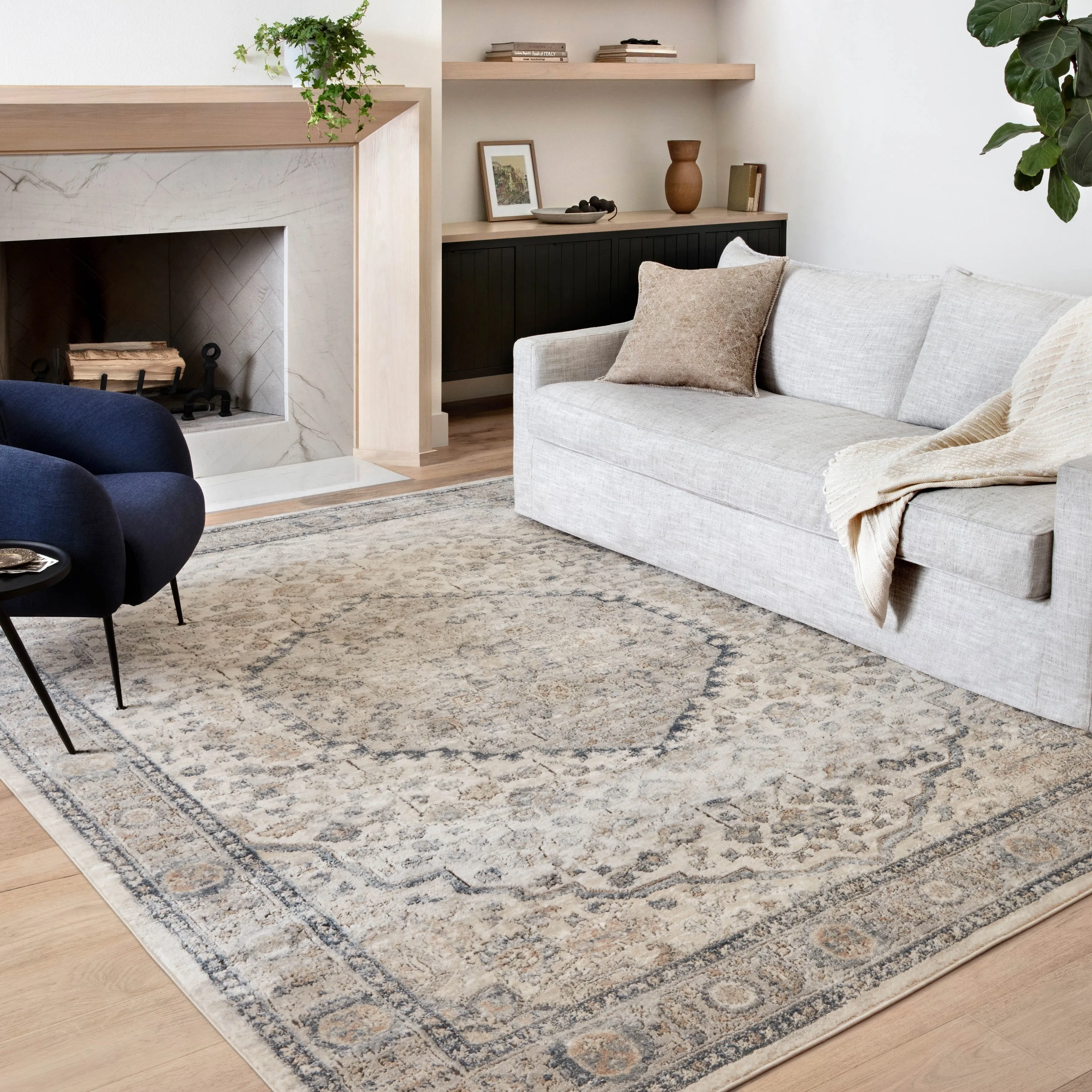 Alexander Home Josefina Floral & Medallion Traditional Area Rug