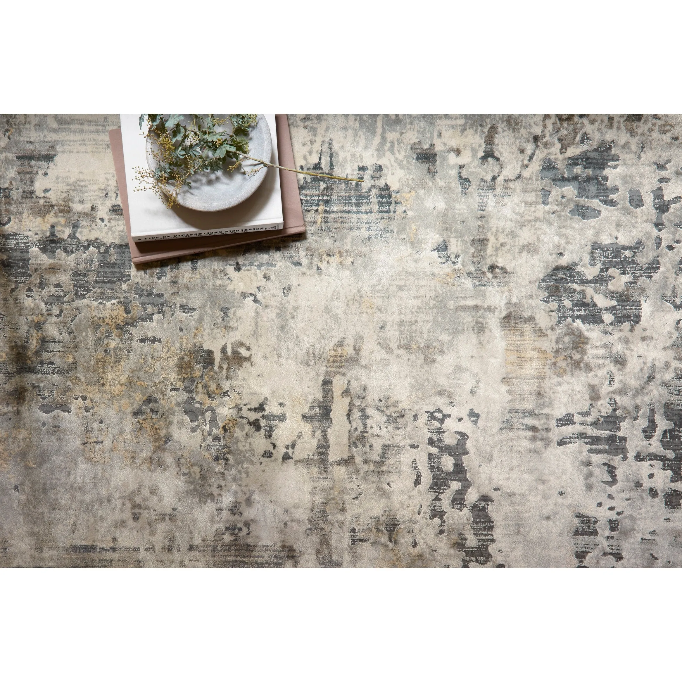 Alexander Home Mid-century Modern Distressed Area Rug