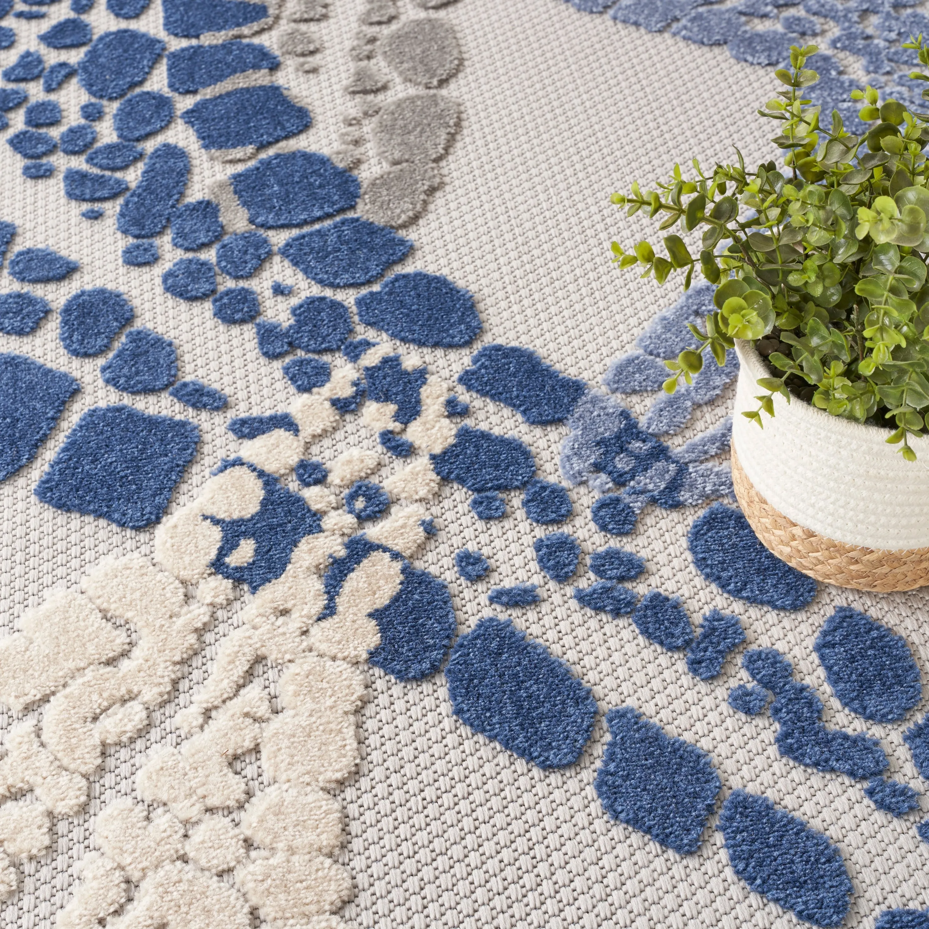 Aloha Coastal Starfish Beach Indoor/Outdoor Area Rug