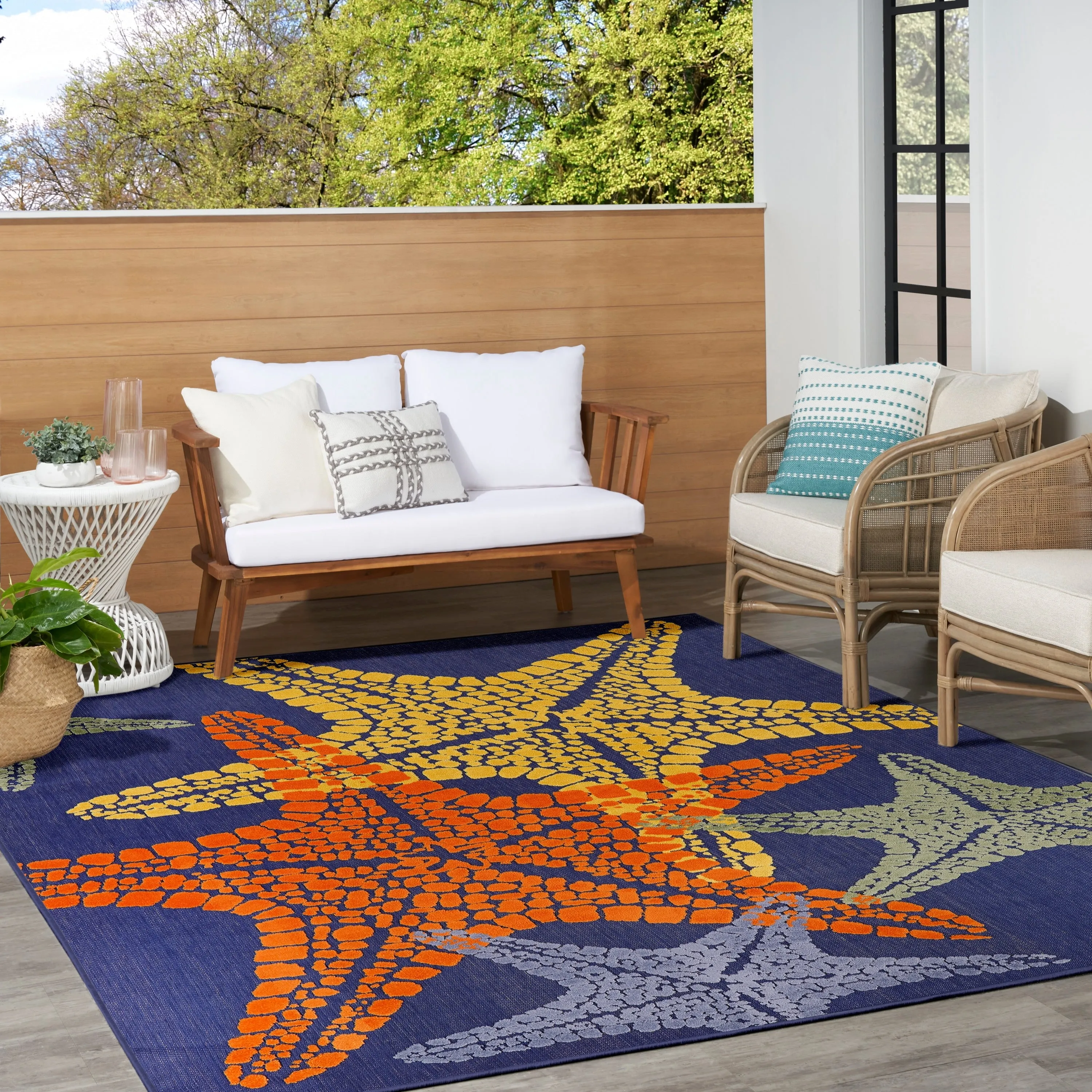 Aloha Coastal Starfish Beach Indoor/Outdoor Area Rug