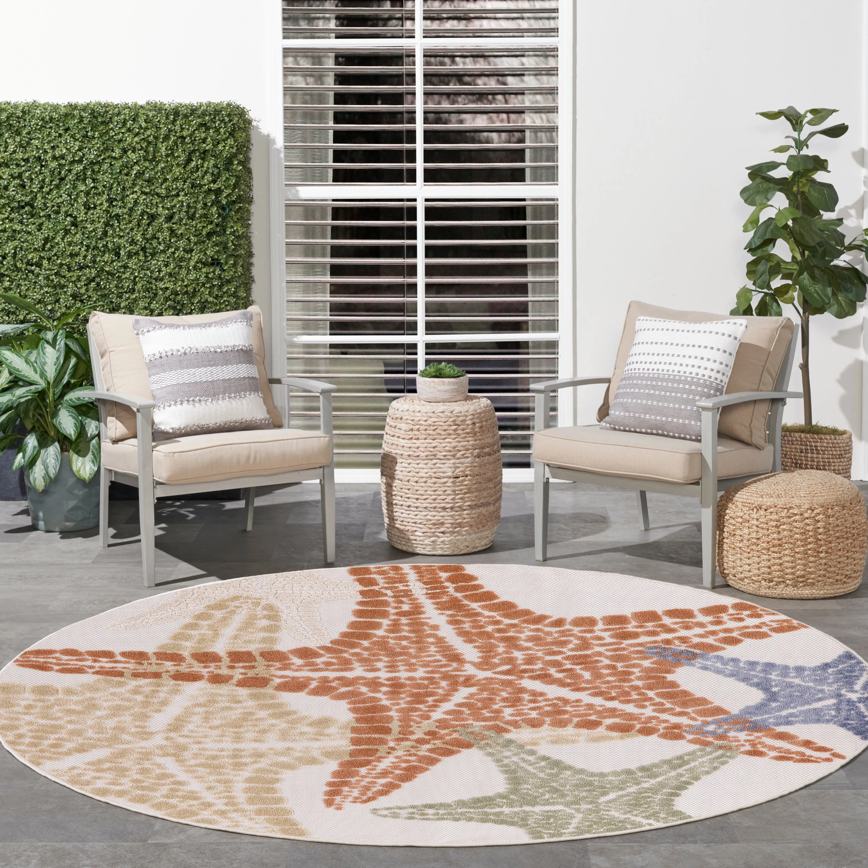 Aloha Coastal Starfish Beach Indoor/Outdoor Area Rug
