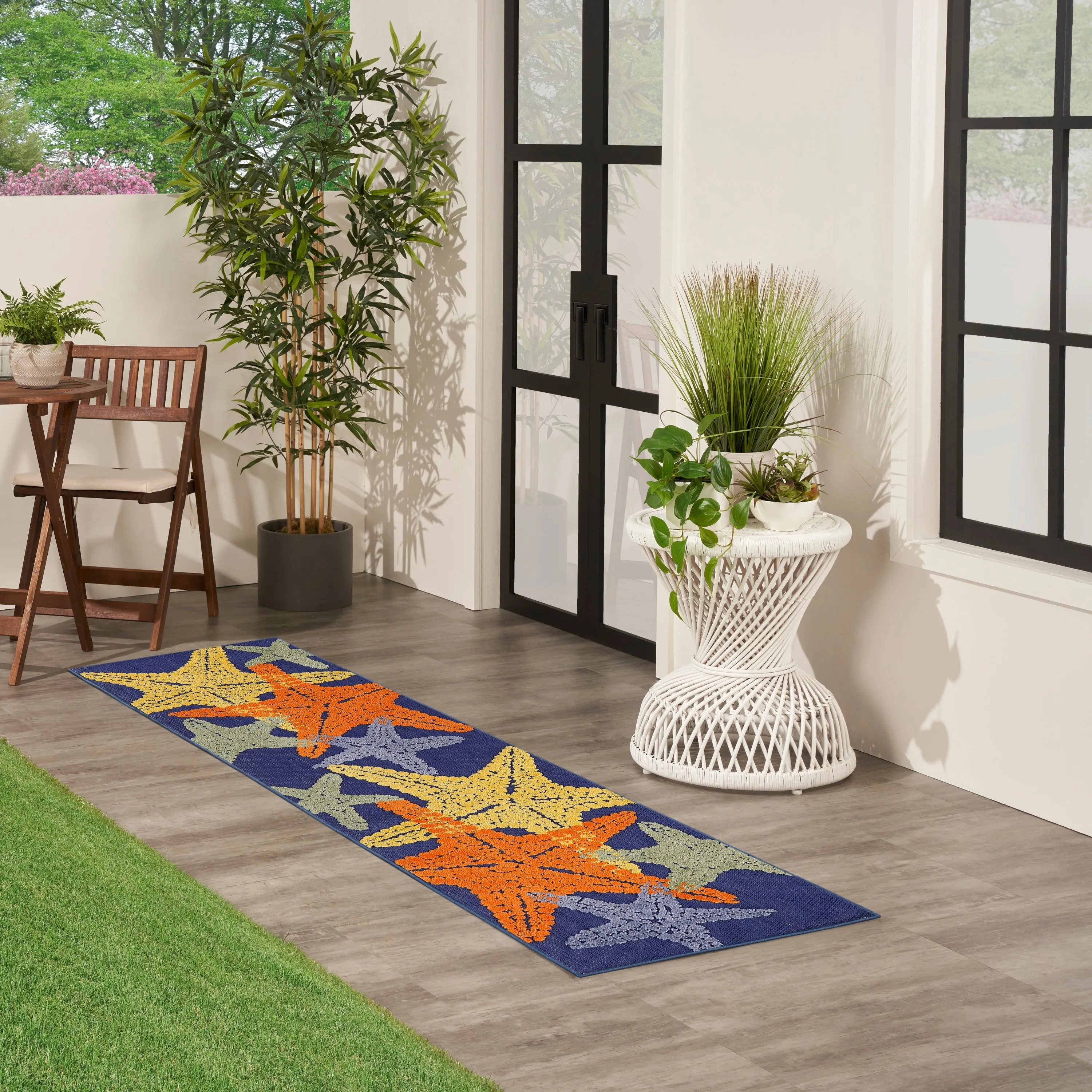 Aloha Coastal Starfish Beach Indoor/Outdoor Area Rug