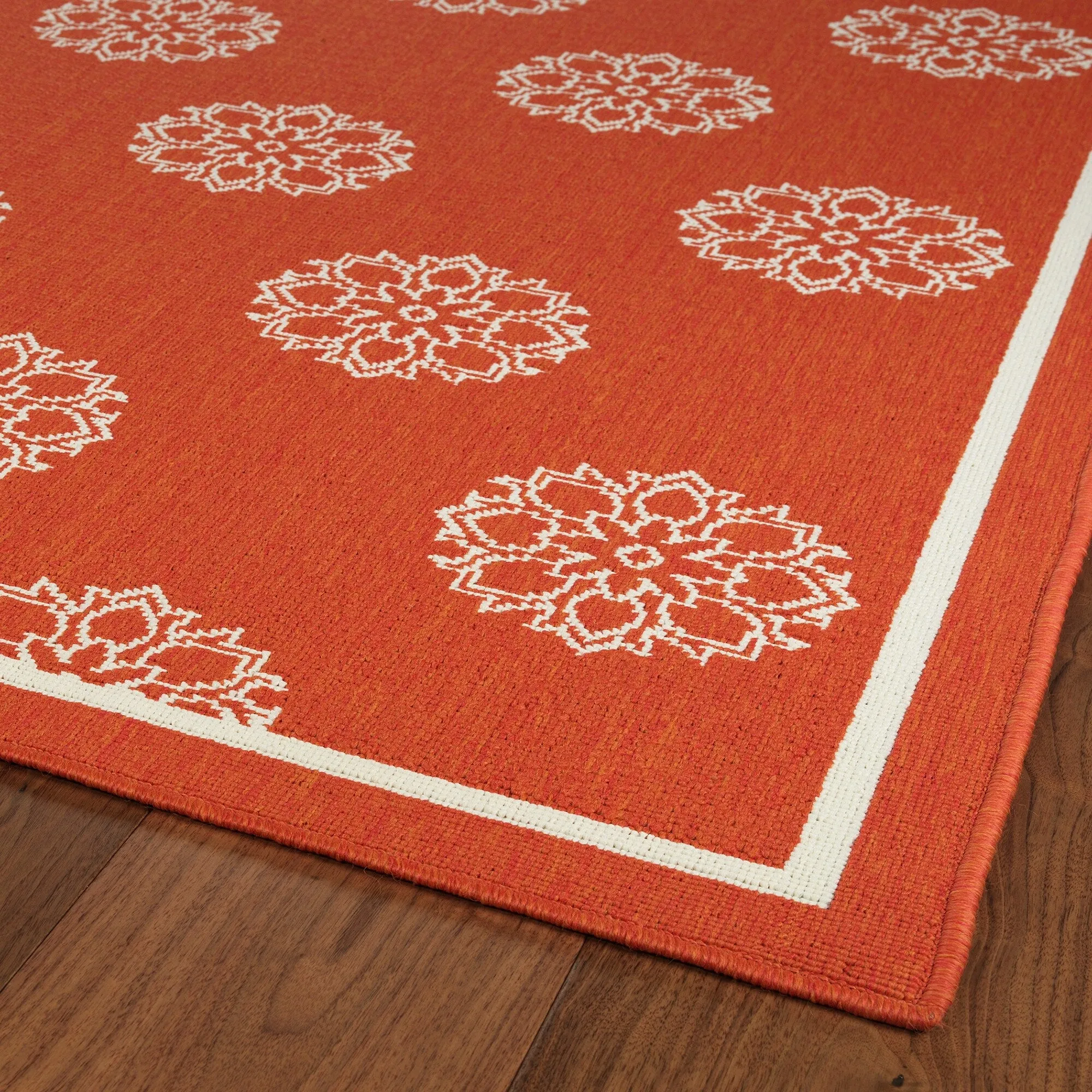 Ambrosi Geometric Medallion Pattern Coastal Indoor/ Outdoor Area Rug