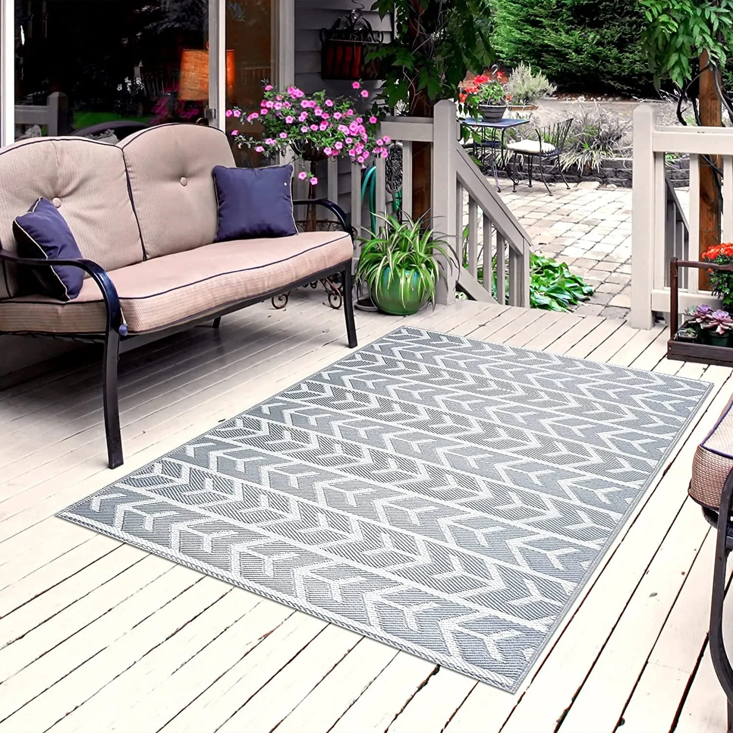 Amsterdam Lightweight Reversible Recycled Plastic Outdoor Floor Mat