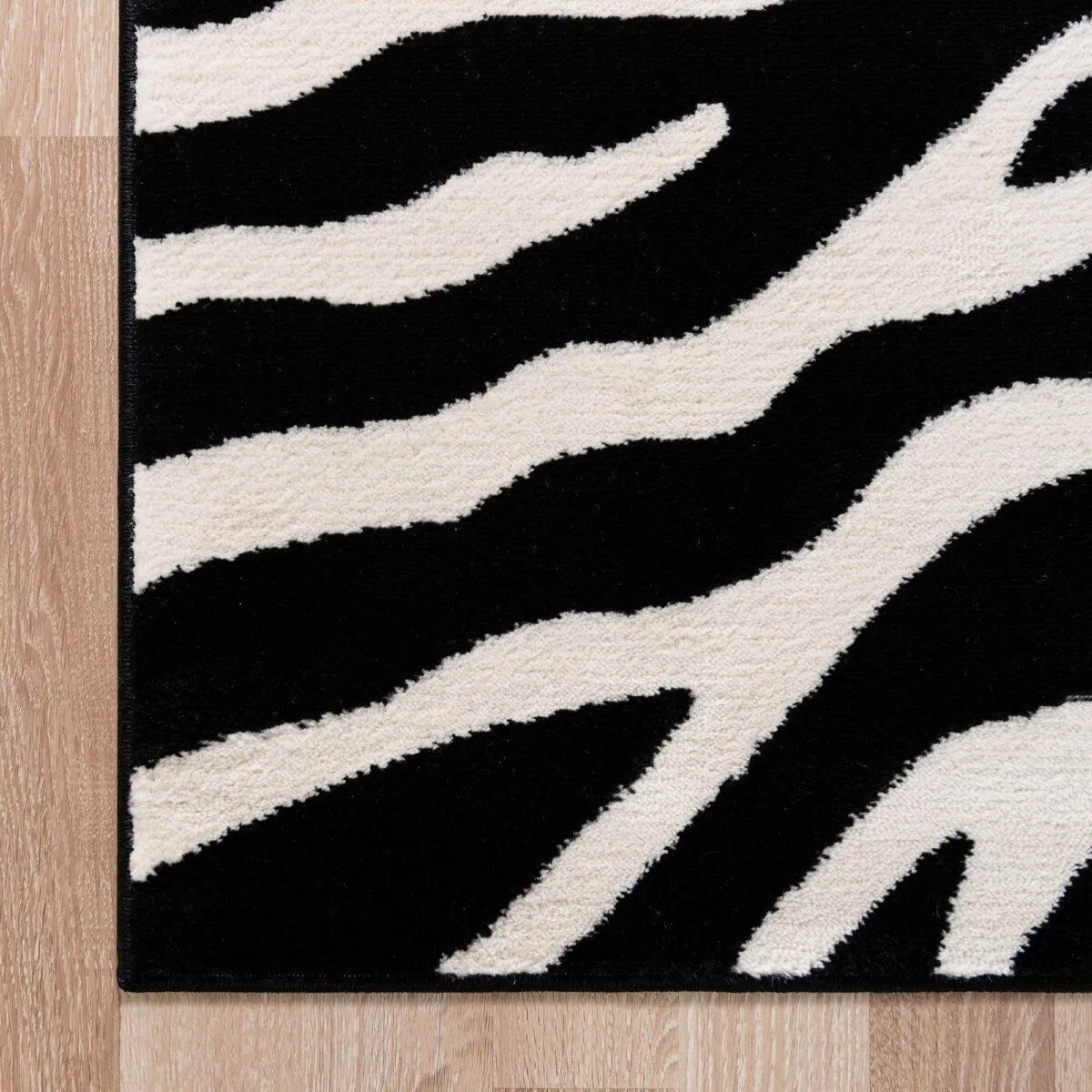 Animal Inspirations Azad Collection Area Rug