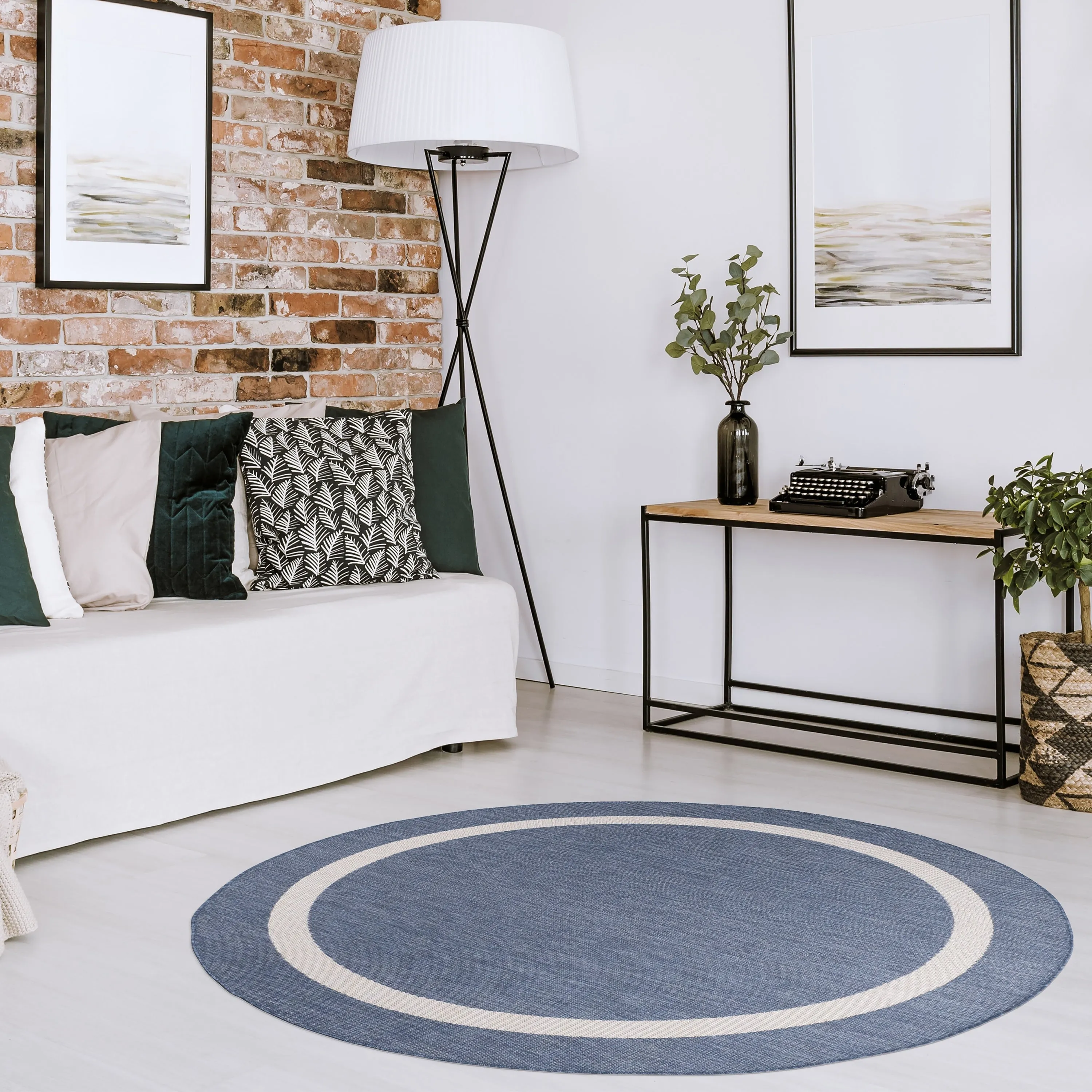 Beverly Rug Modern Bordered Indoor Outdoor Rug. Outside Carpet for Patio. Deck. Porch