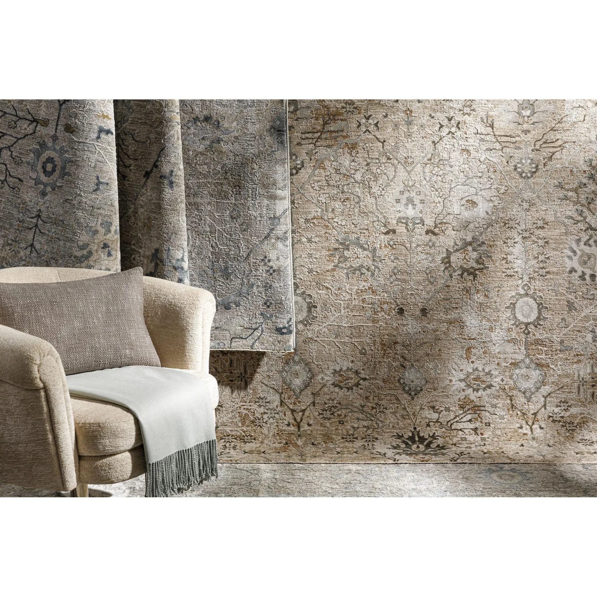 Brain Transitional Floral Area Rug