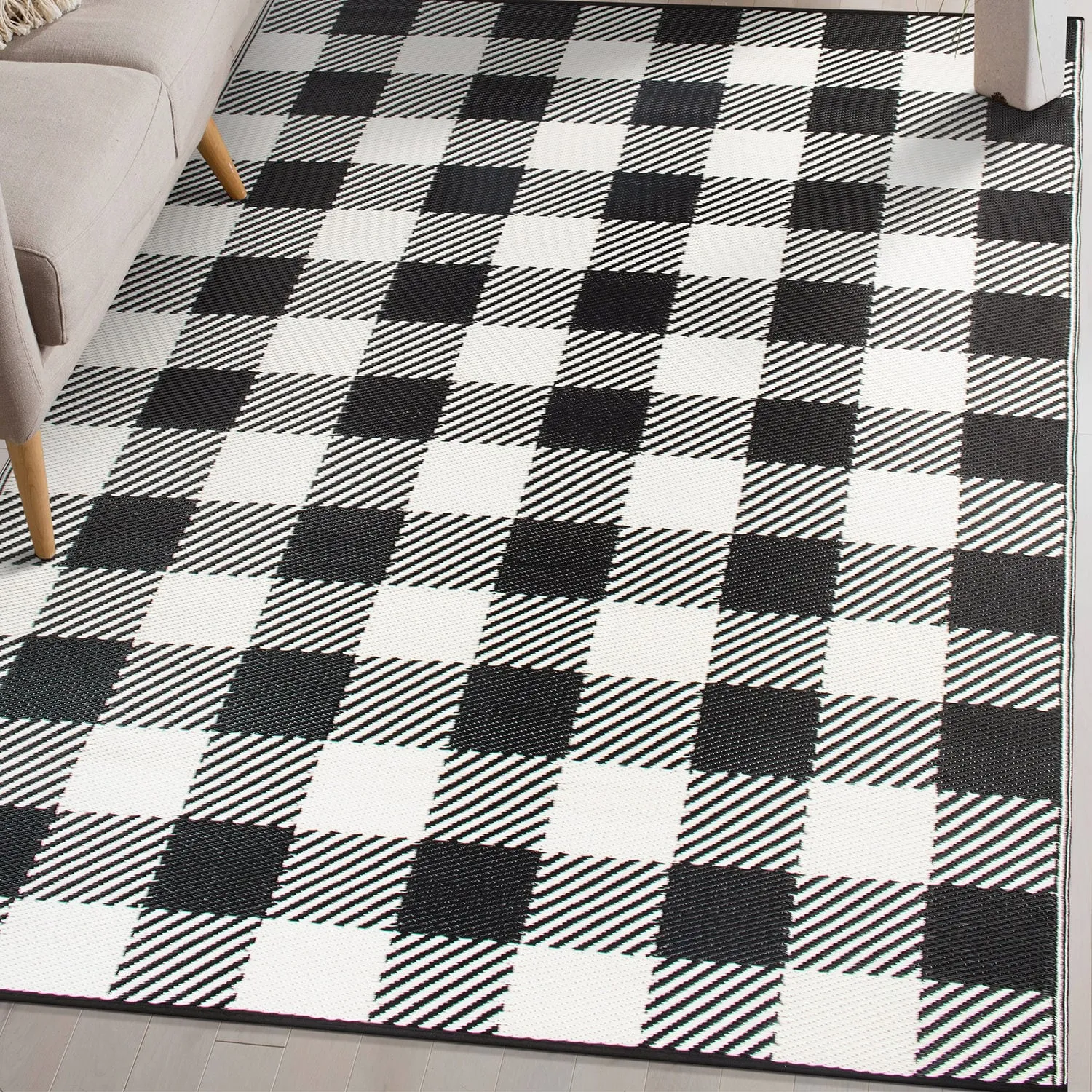 Buffalo Plaid Reversible Plastic Outdoor Rugs
