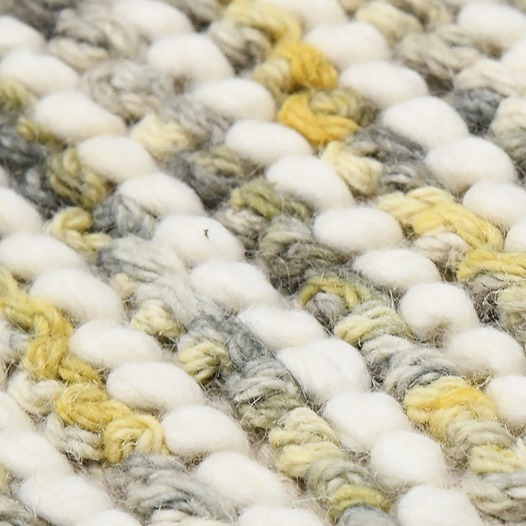 Cableknit Casual Hand-Woven Wool and Cotton Area Rug
