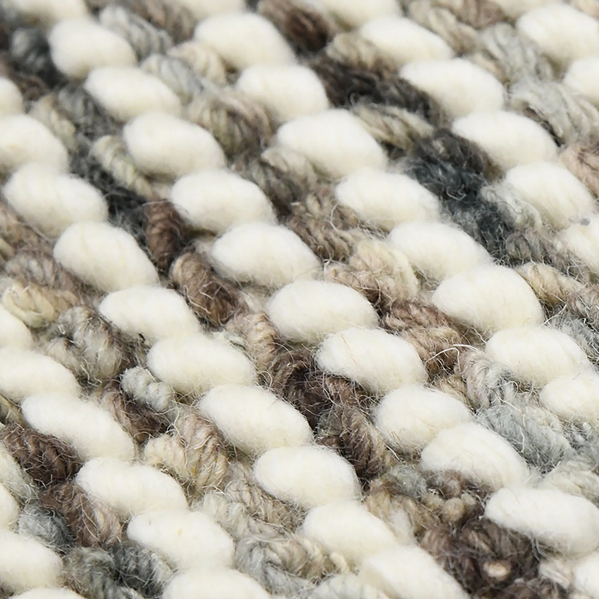 Cableknit Casual Hand-Woven Wool and Cotton Area Rug