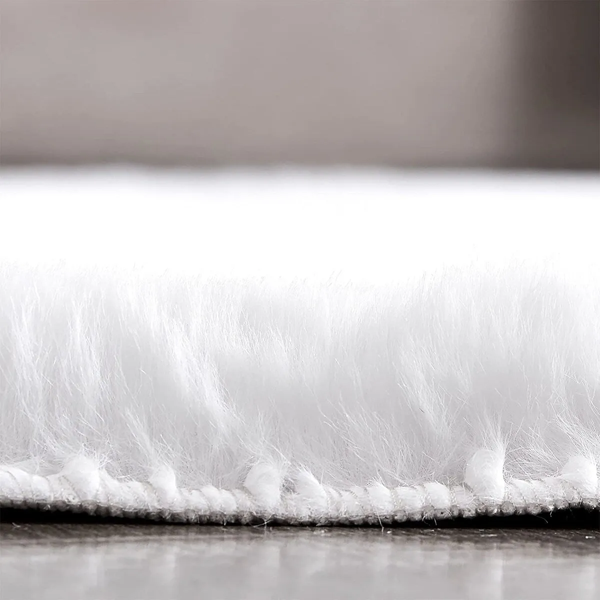 Chunky Bunny - Coma Inducer Runner Rug - White