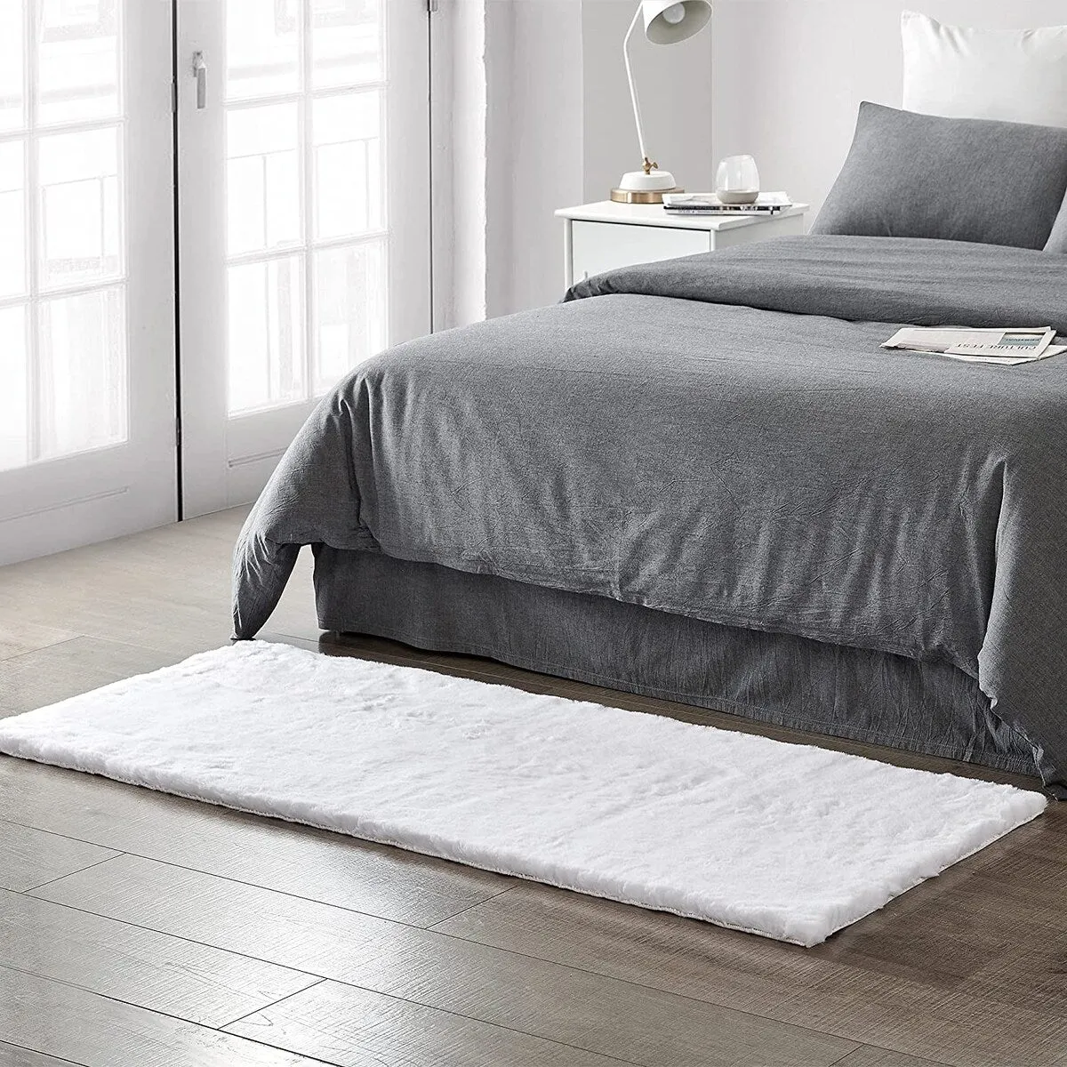 Chunky Bunny - Coma Inducer Runner Rug - White