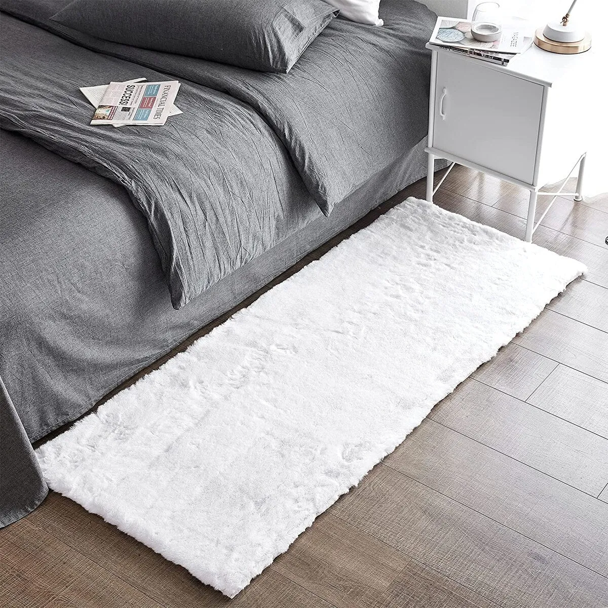 Chunky Bunny - Coma Inducer Runner Rug - White