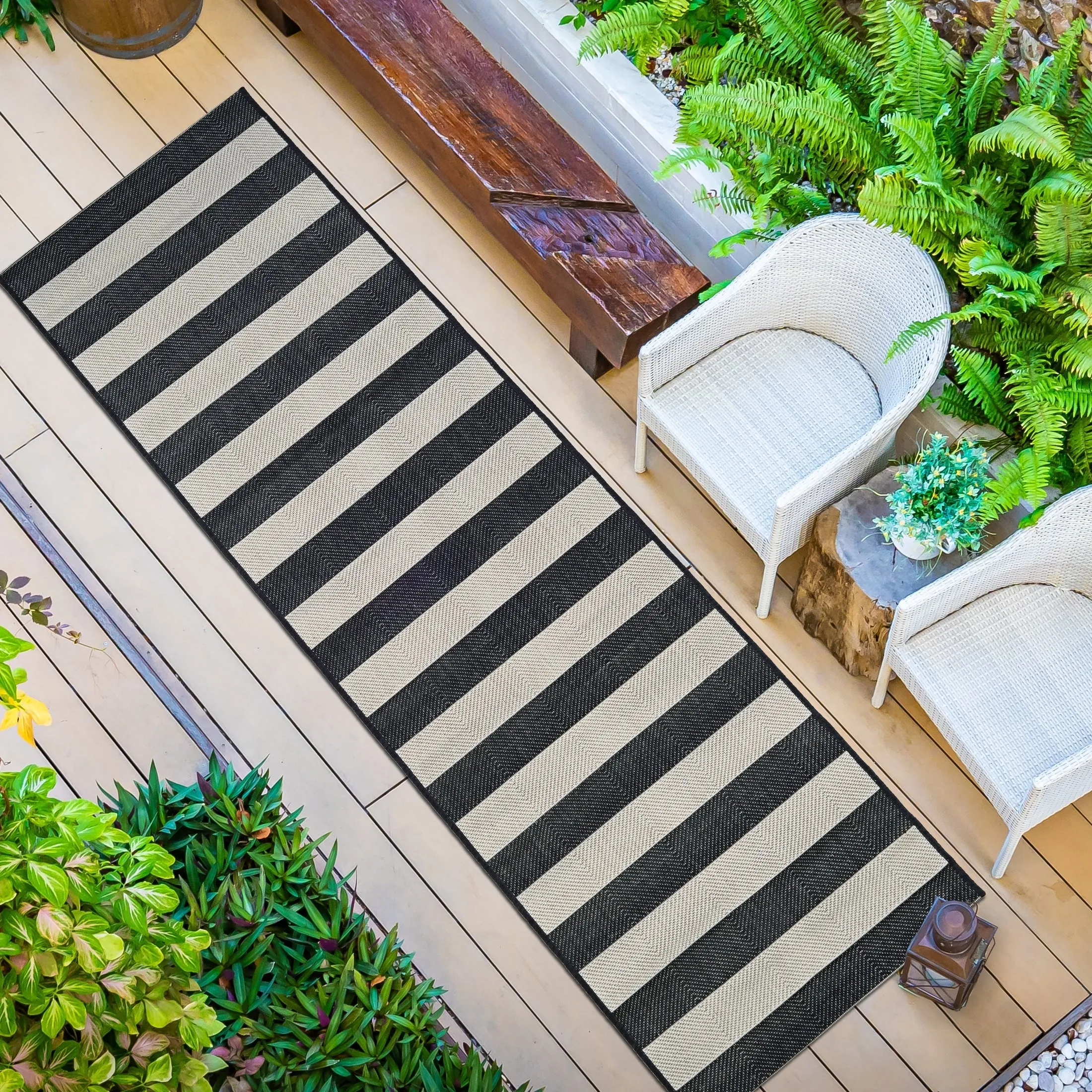 Dream Decor Rugs Hampton Striped Indoor Outdoor Area Rug