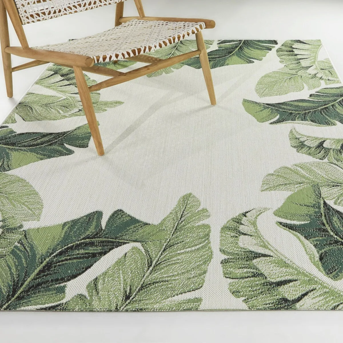 Espada Tropical Leaves Indoor/Outdoor Area Rug
