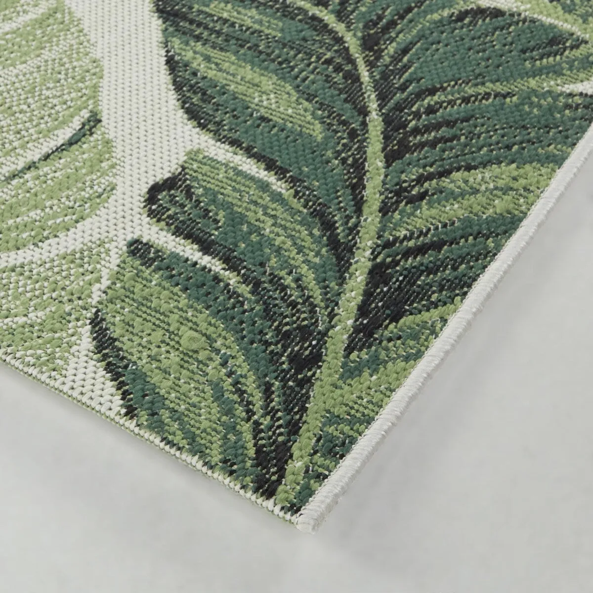 Espada Tropical Leaves Indoor/Outdoor Area Rug