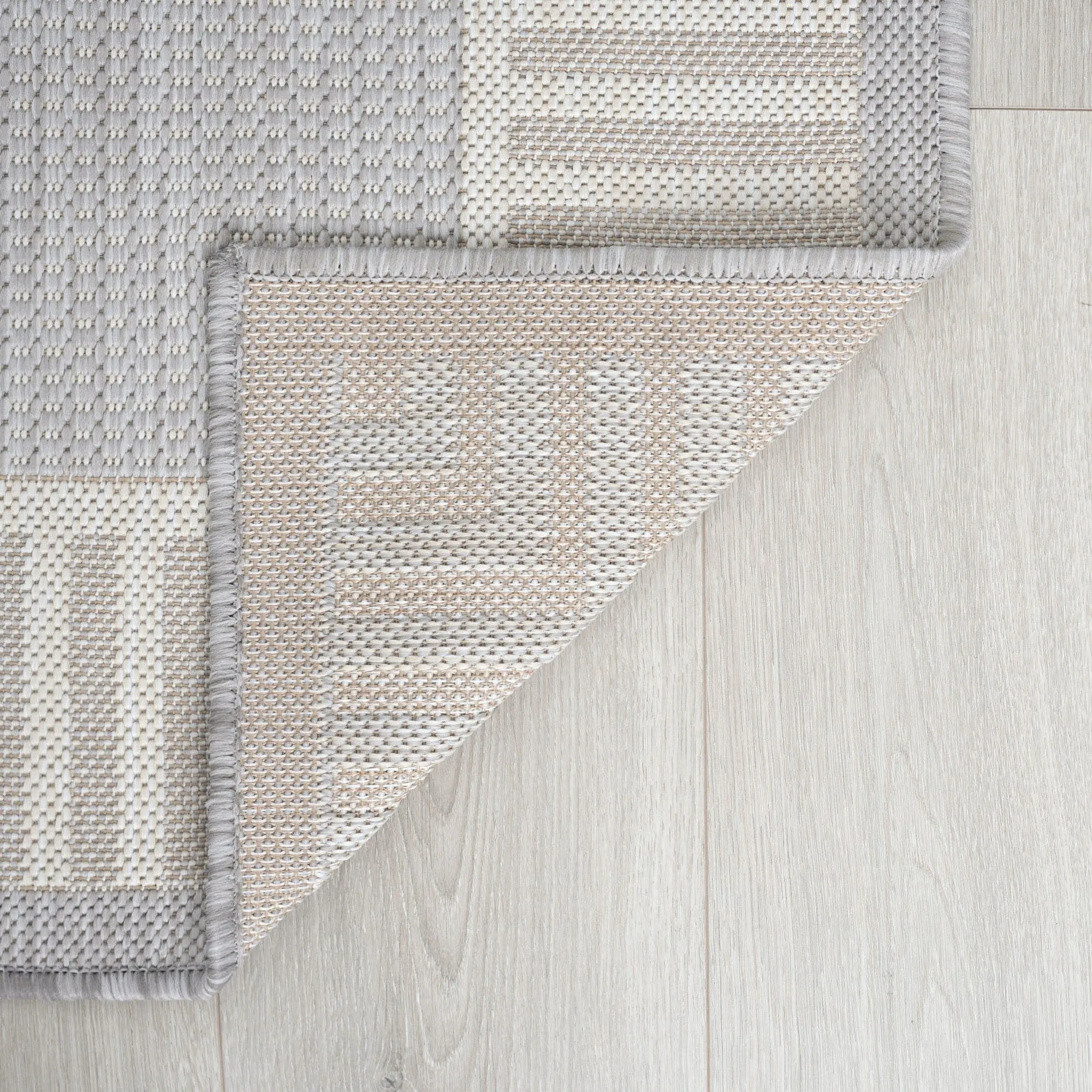 Exo Coastal Border Indoor/Outdoor Area Rug