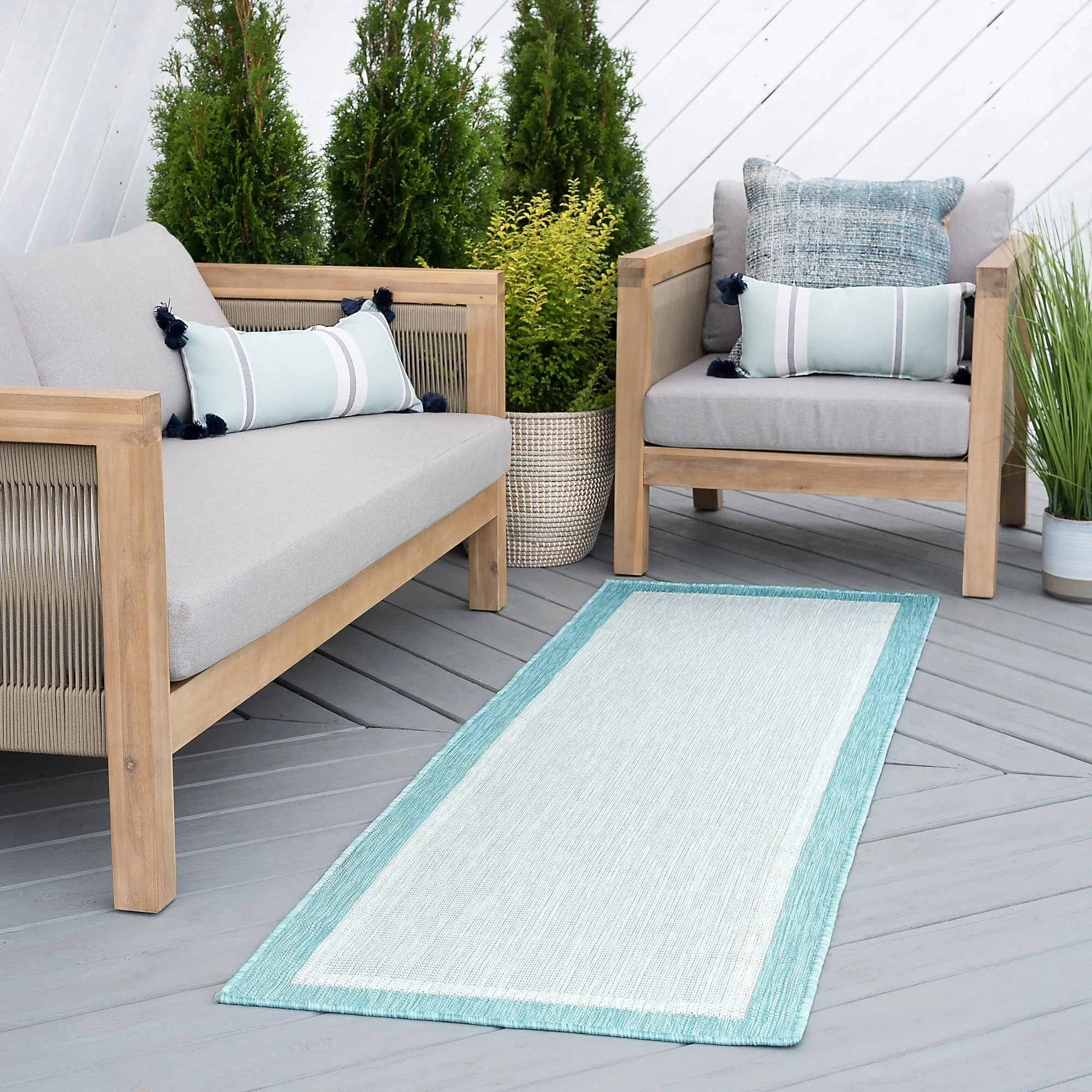 Exo Coastal Border Indoor/Outdoor Area Rug
