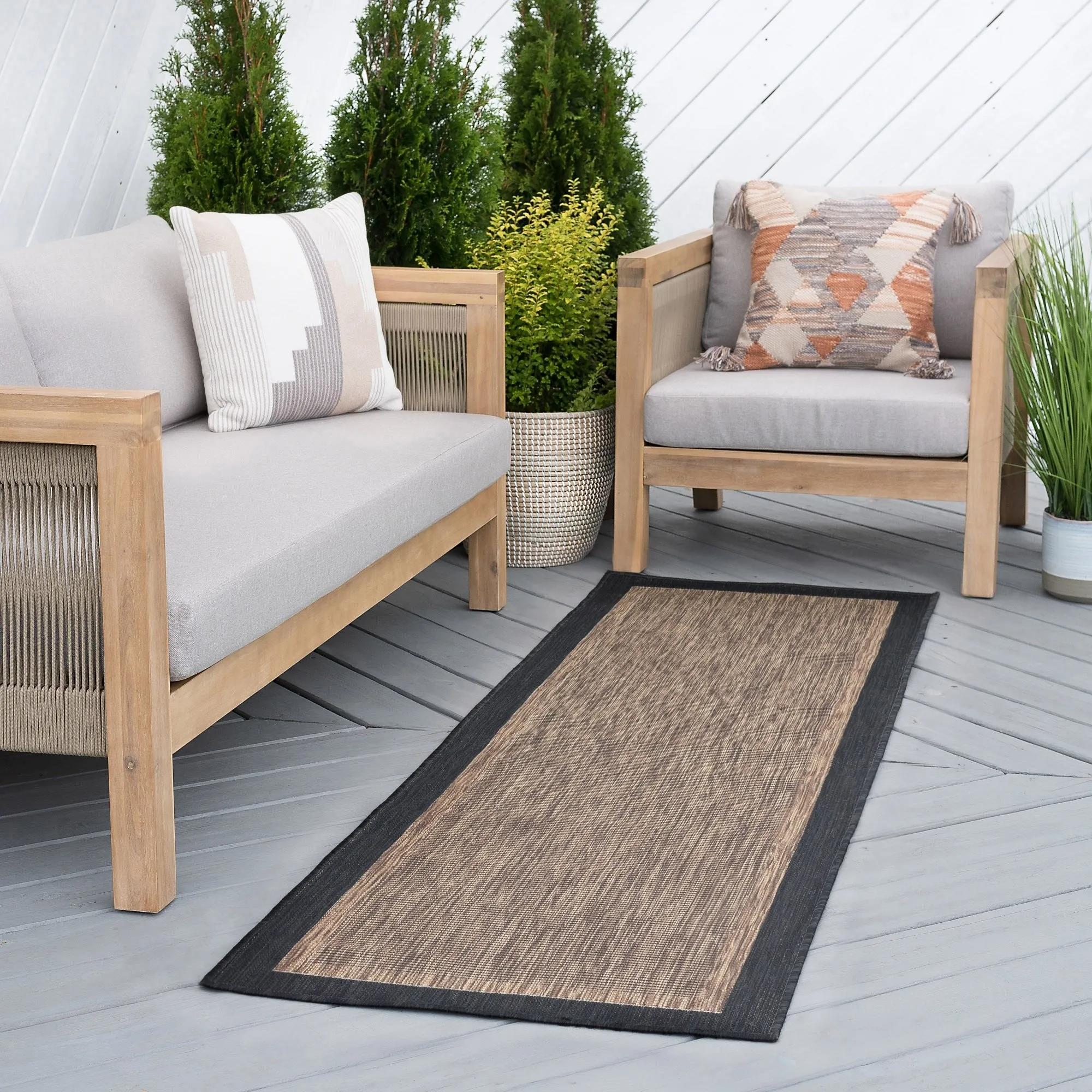 Exo Coastal Border Indoor/Outdoor Area Rug