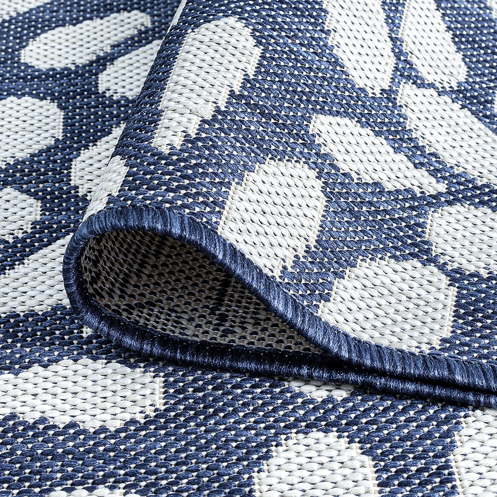 Exo Coastal Floral Indoor/Outdoor Area Rug