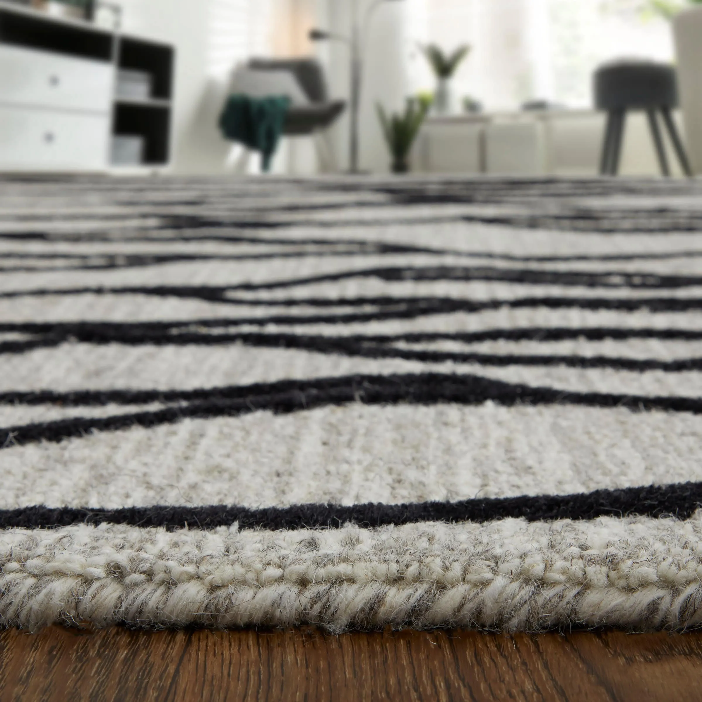 Fadden R8734 Abstract Transitional Area Rug