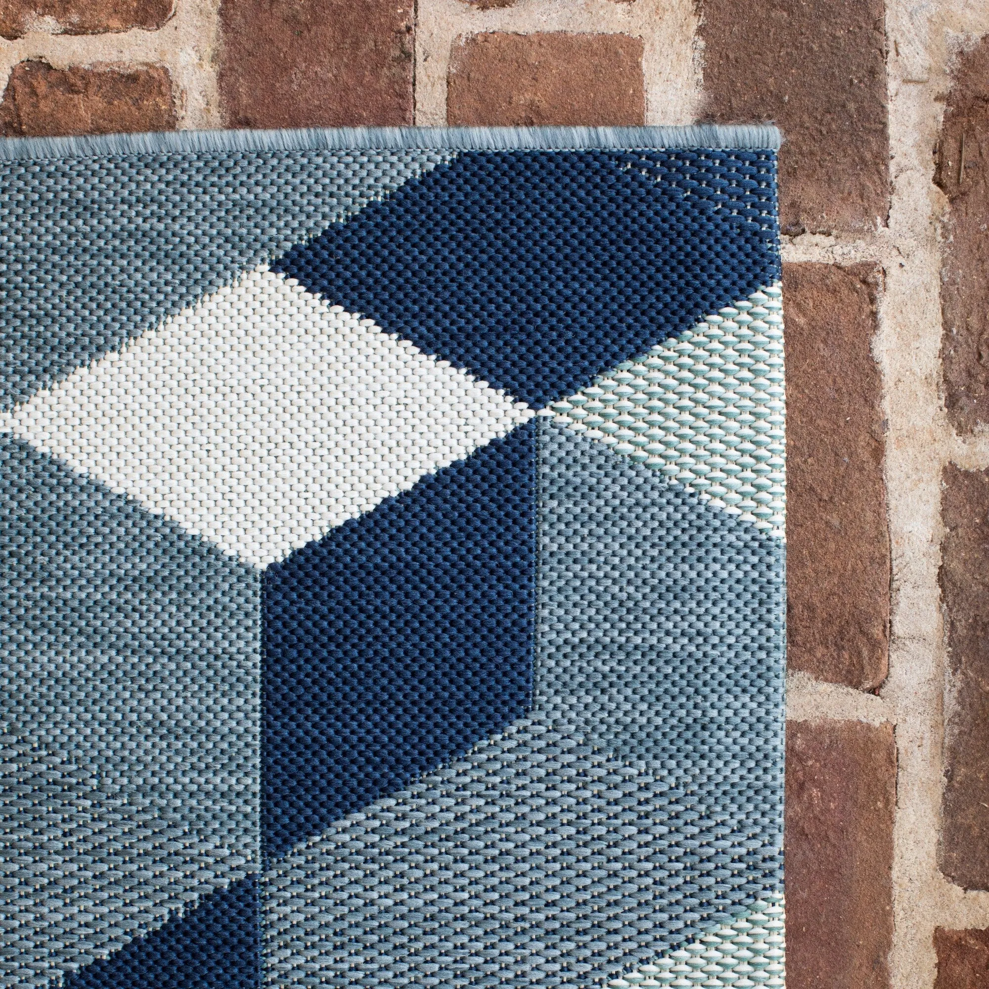 Felix Geometric Indoor/Outdoor Area Rug