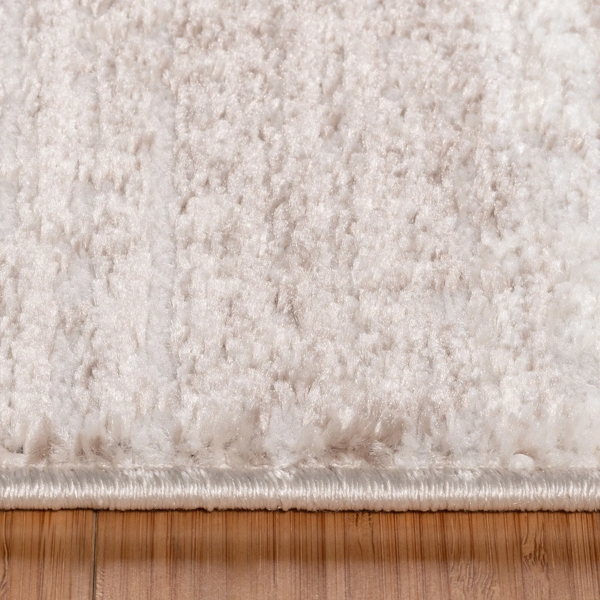 Gertmenian Flora Transitional Casual Modern Soft High-Low Polypropylene Polyester Indoor Area Rug Collection