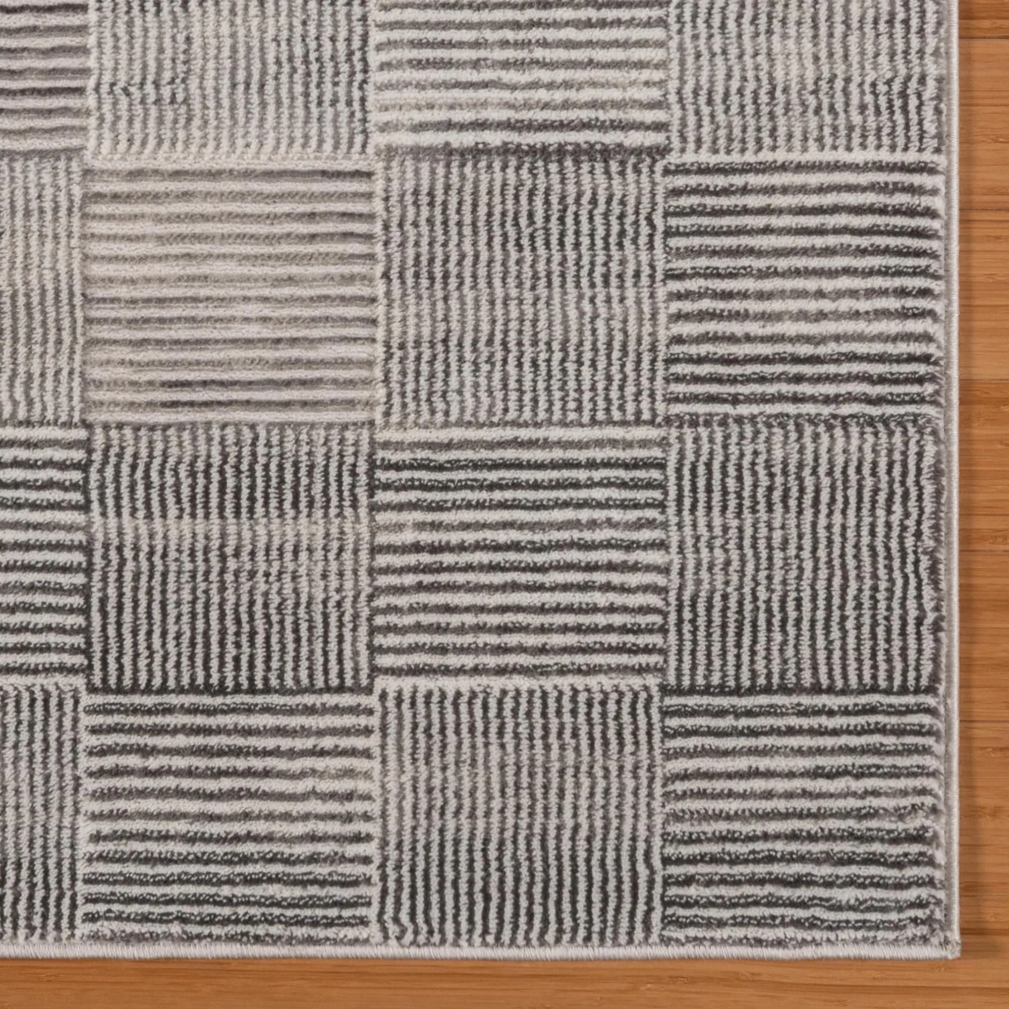 Gertmenian Flora Transitional Casual Modern Soft High-Low Polypropylene Polyester Indoor Area Rug Collection