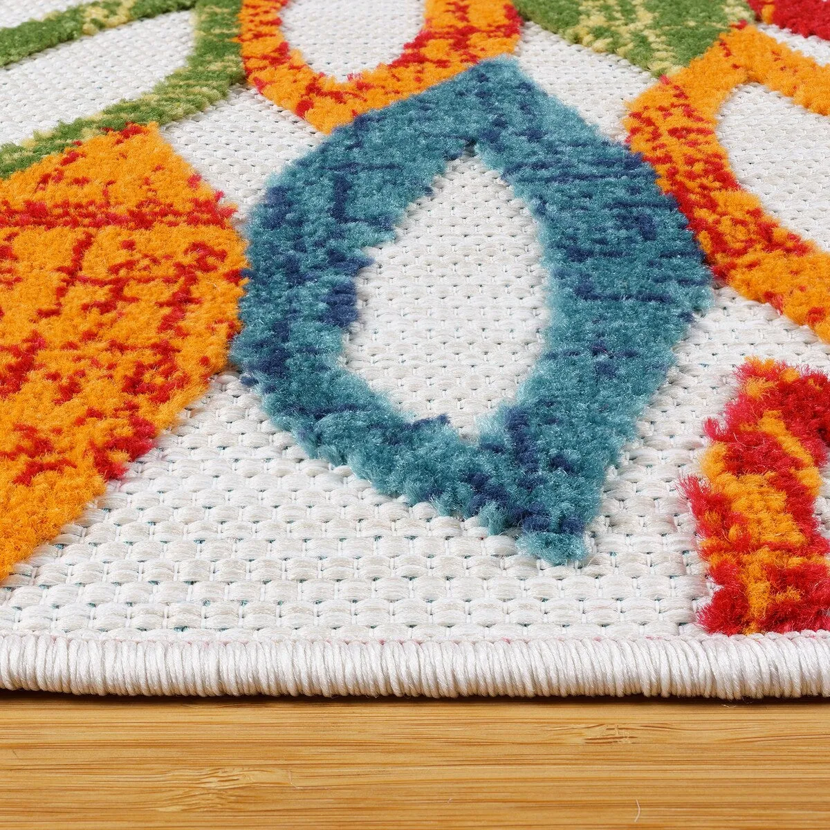 Gertmenian Zelda Floral Multicolored Indoor / Outdoor Area Rug.