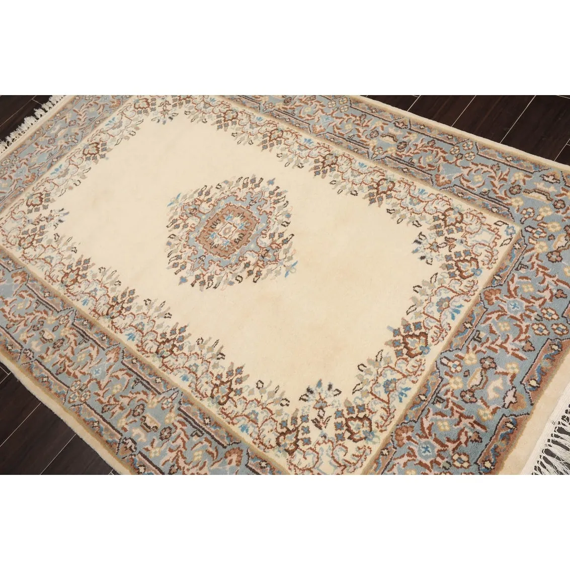 Hand Knotted Kerman Cream.Blue Persian Wool Traditional Oriental Area Rug (4x6) - 4' 2'' x 6' 3''