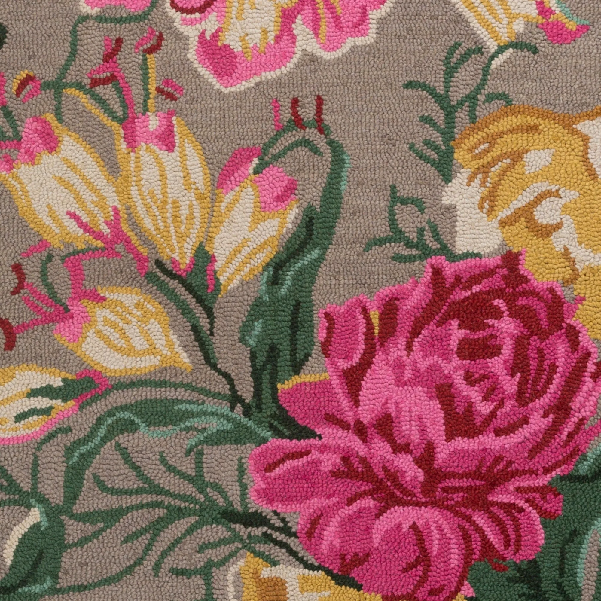Hand-Tufted Appian Wool Rug