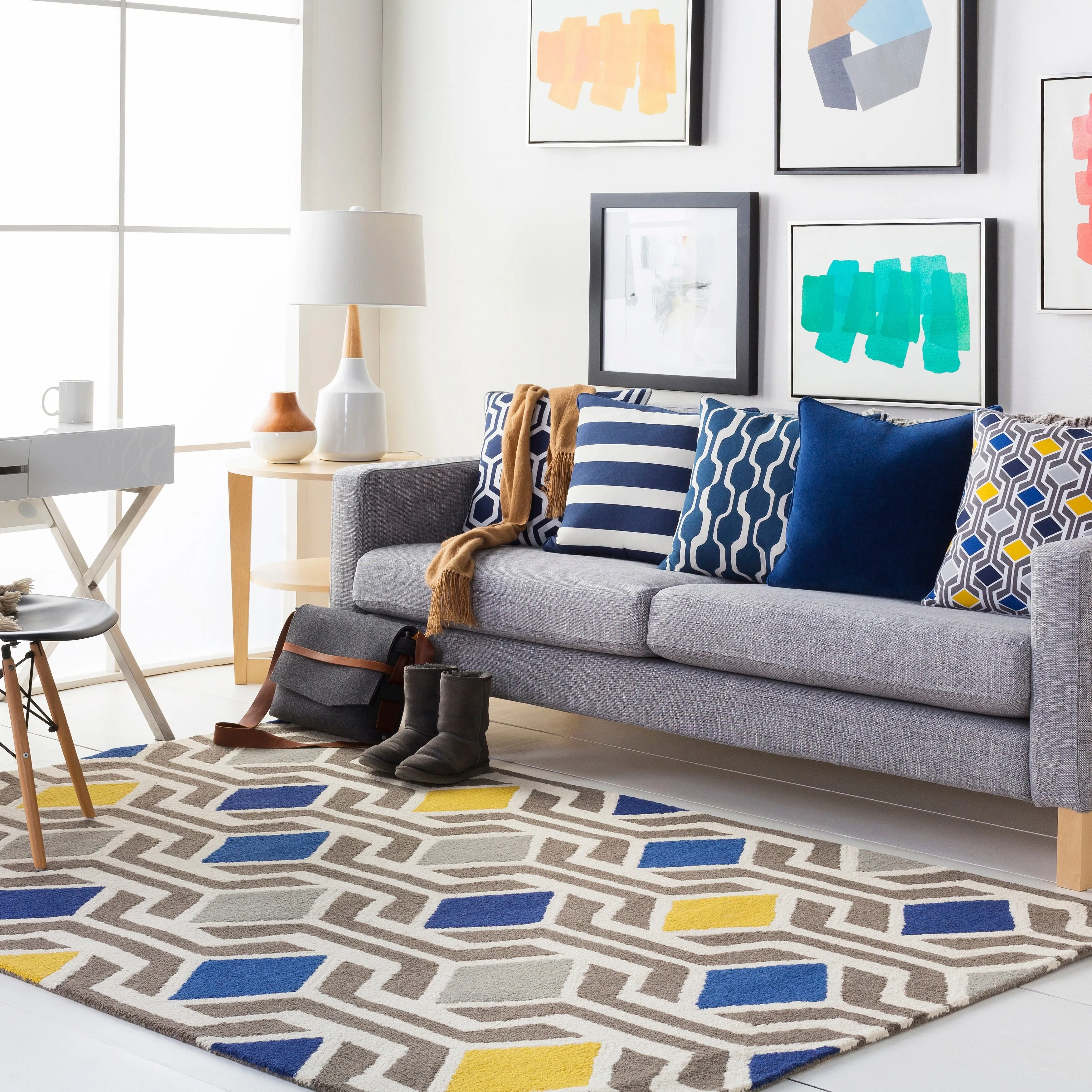 Hand-Tufted Pass Wool Rug