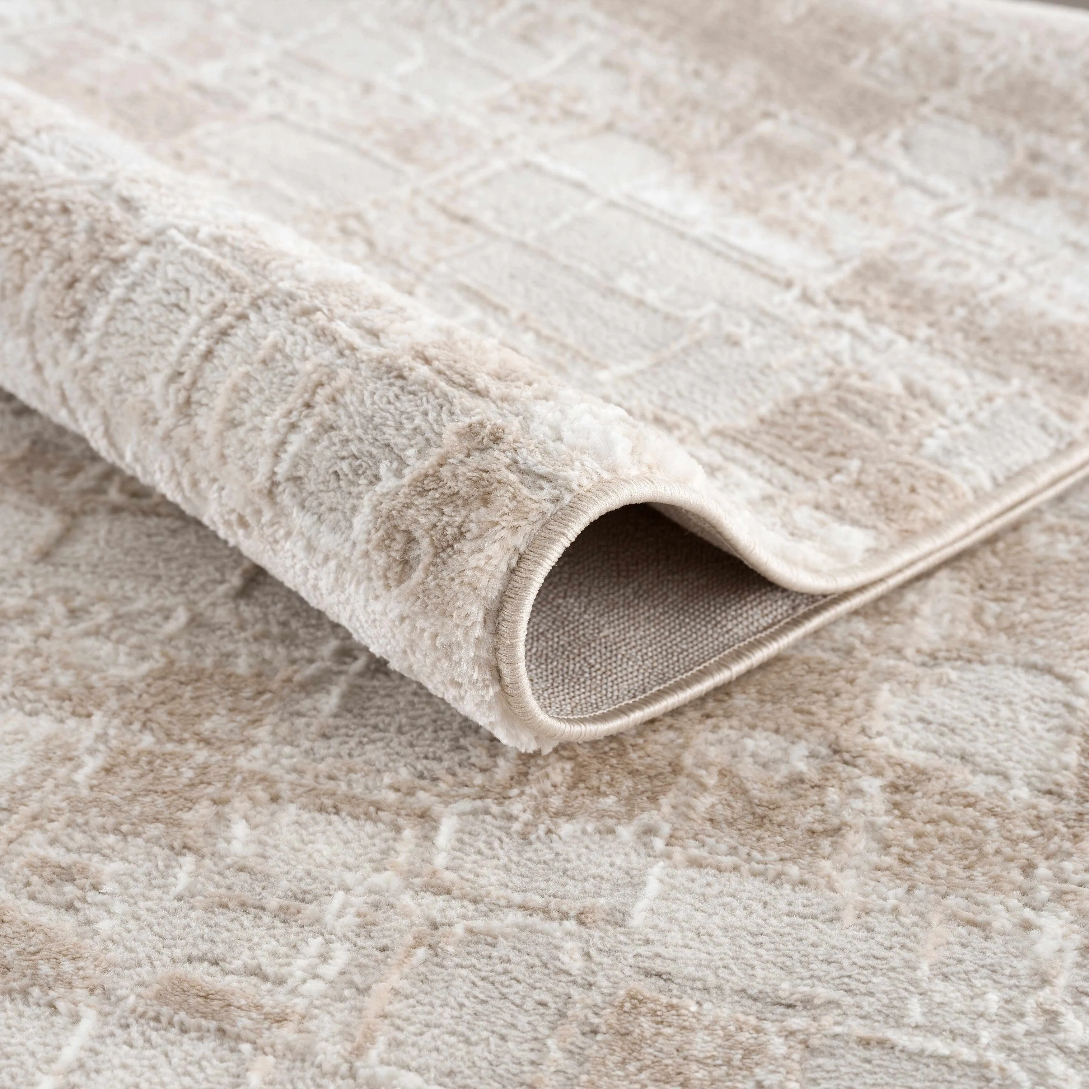 Hauteloom Liverpool Collection Modern Abstract Contemporary Square Tile Area Rug