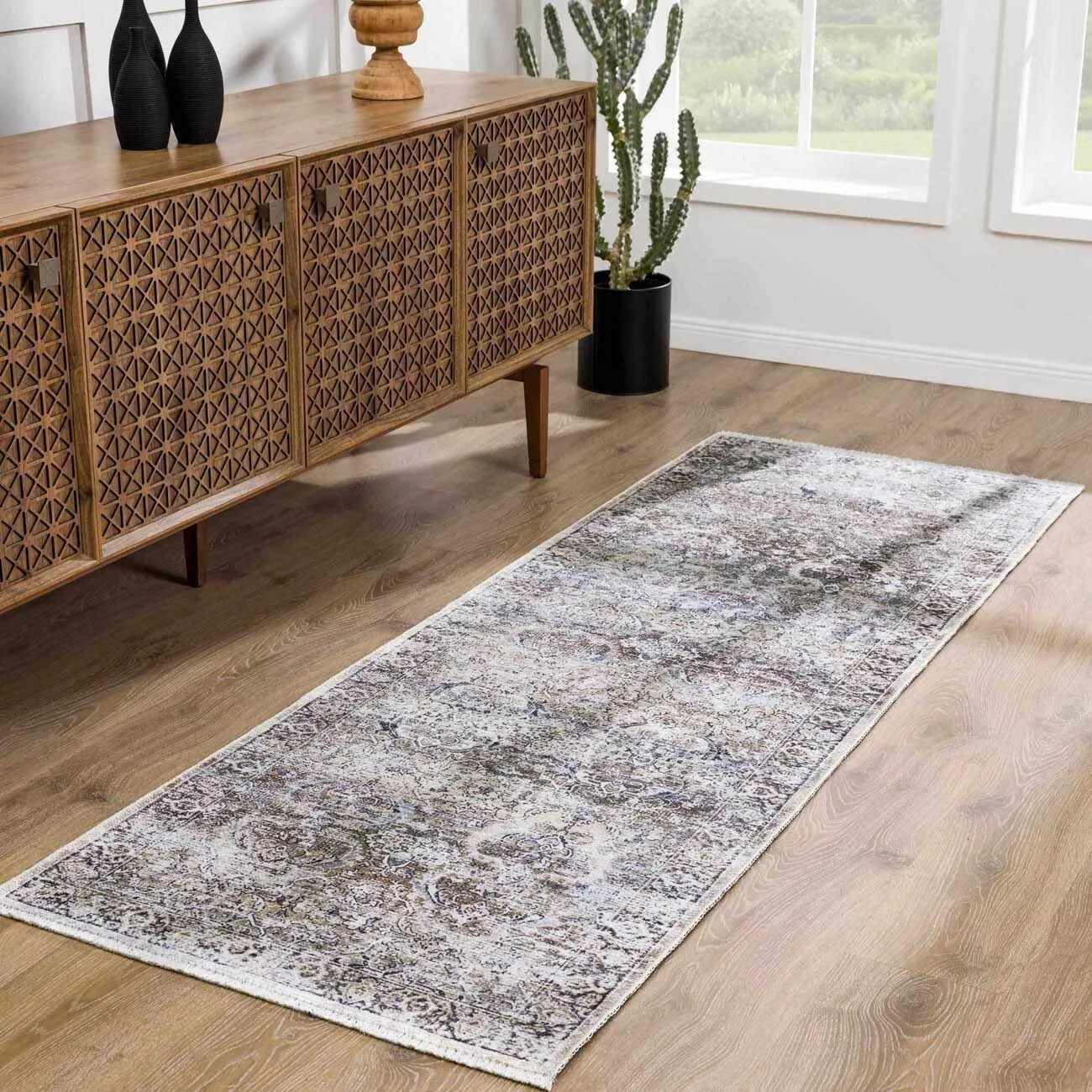 HOLI Area Rug