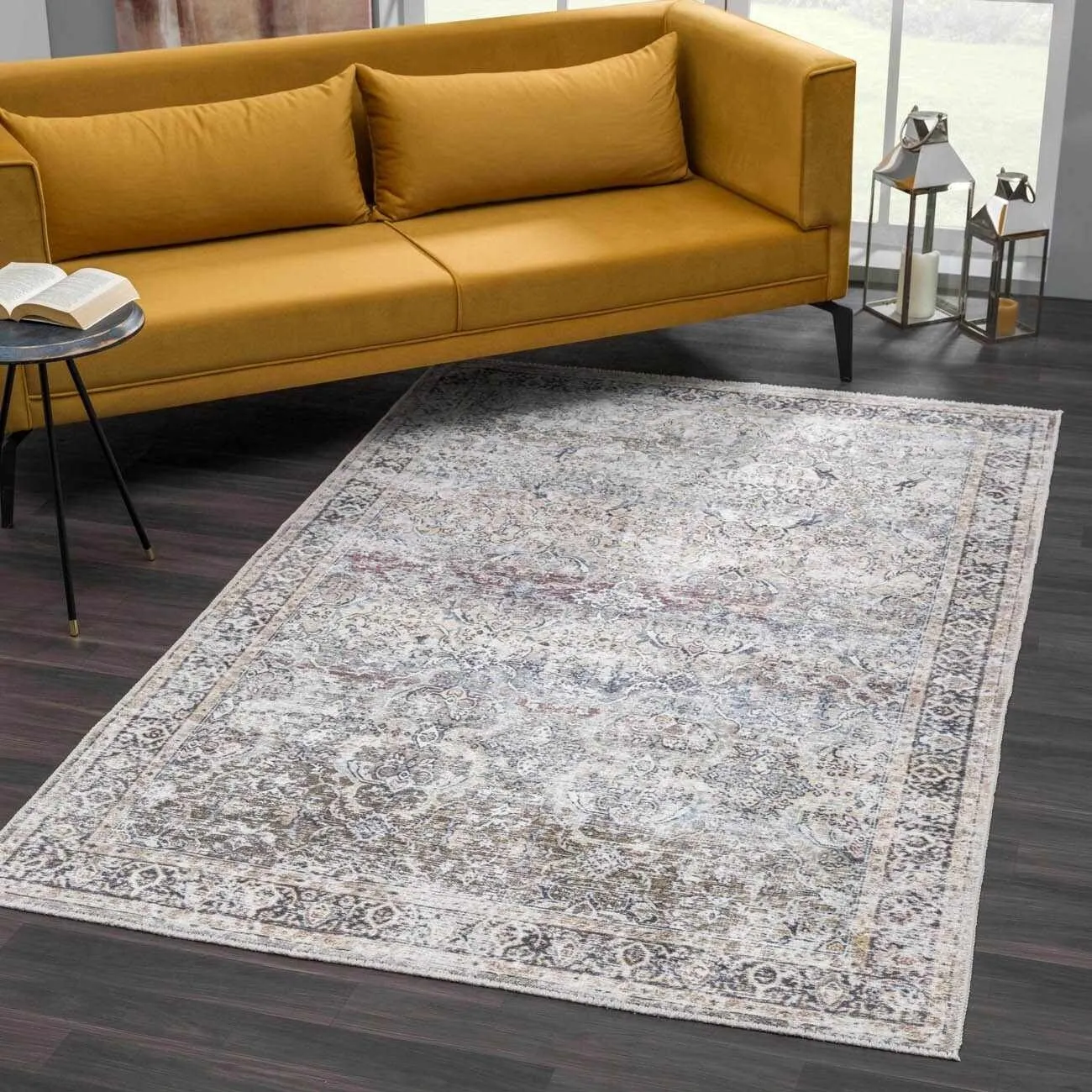 HOLI Area Rug