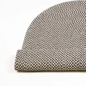 In-Outdoor Milton Houndstooth Tweed Braided Area Rug