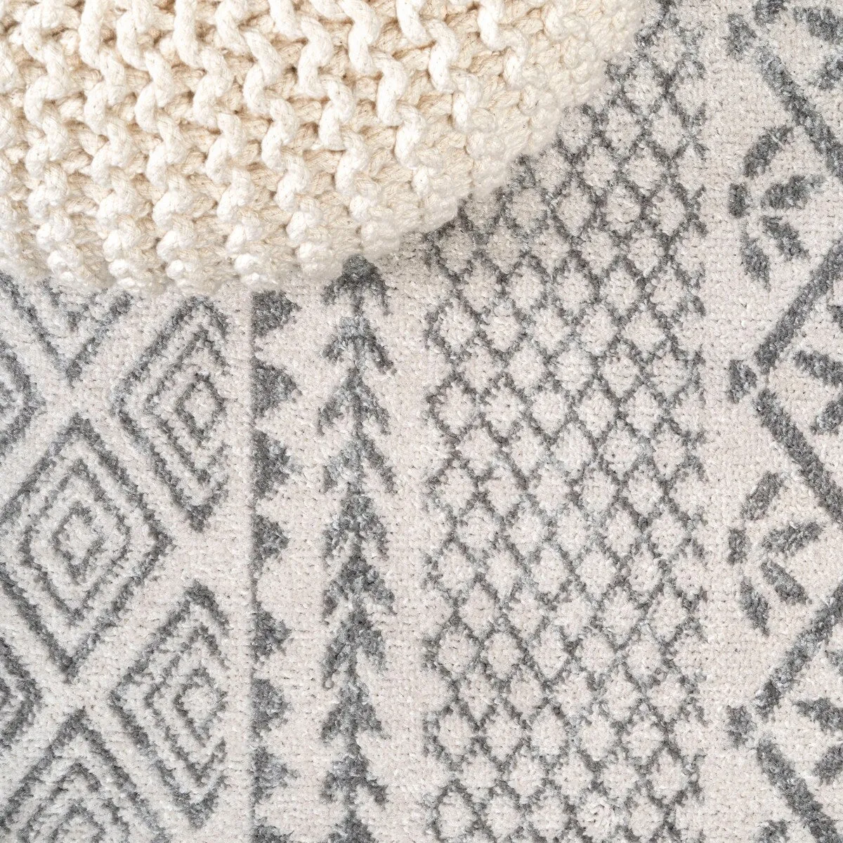 JONATHAN Y Amir Modern Geometric Boho Rug Area Rug