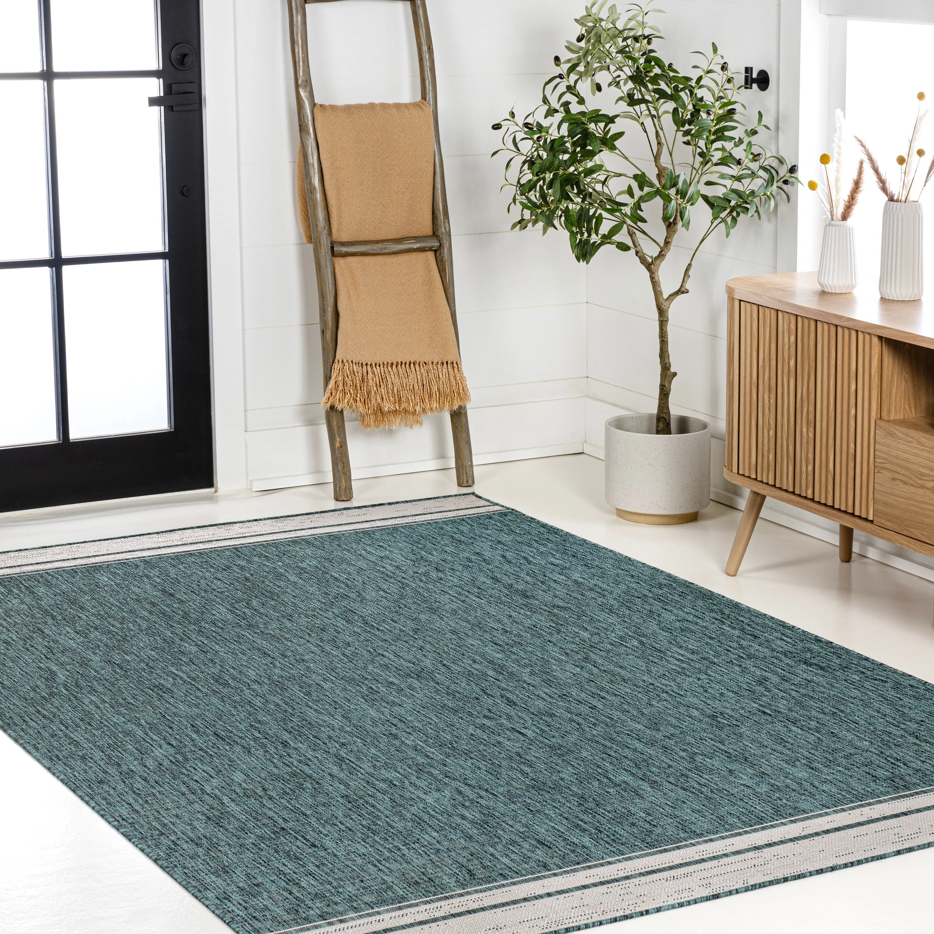 JONATHAN Y Darcy Modern Minimalist Mingled Solid Black/Cream Indoor/Outdoor Area Rug