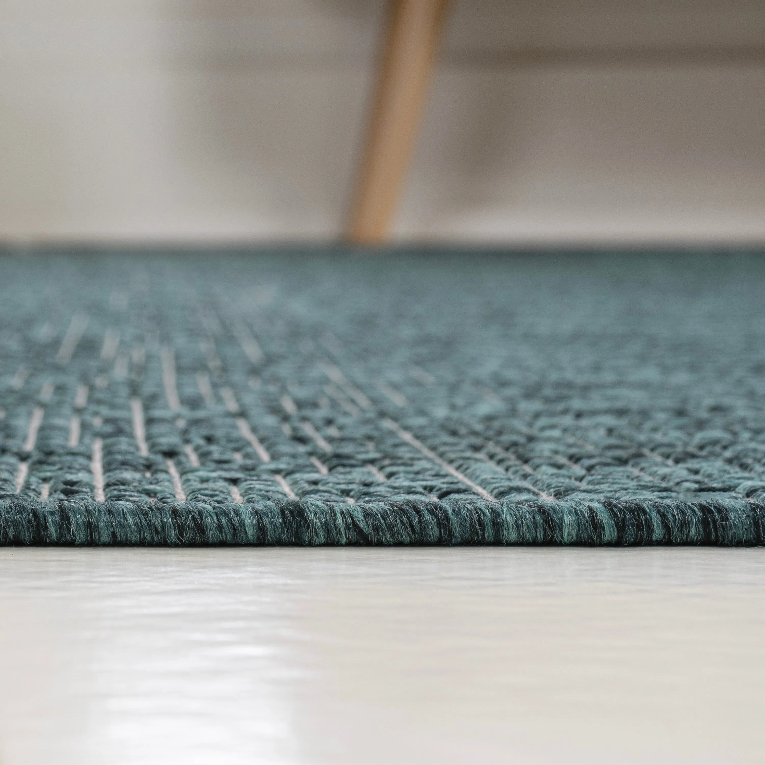 JONATHAN Y Darcy Modern Minimalist Mingled Solid Black/Cream Indoor/Outdoor Area Rug