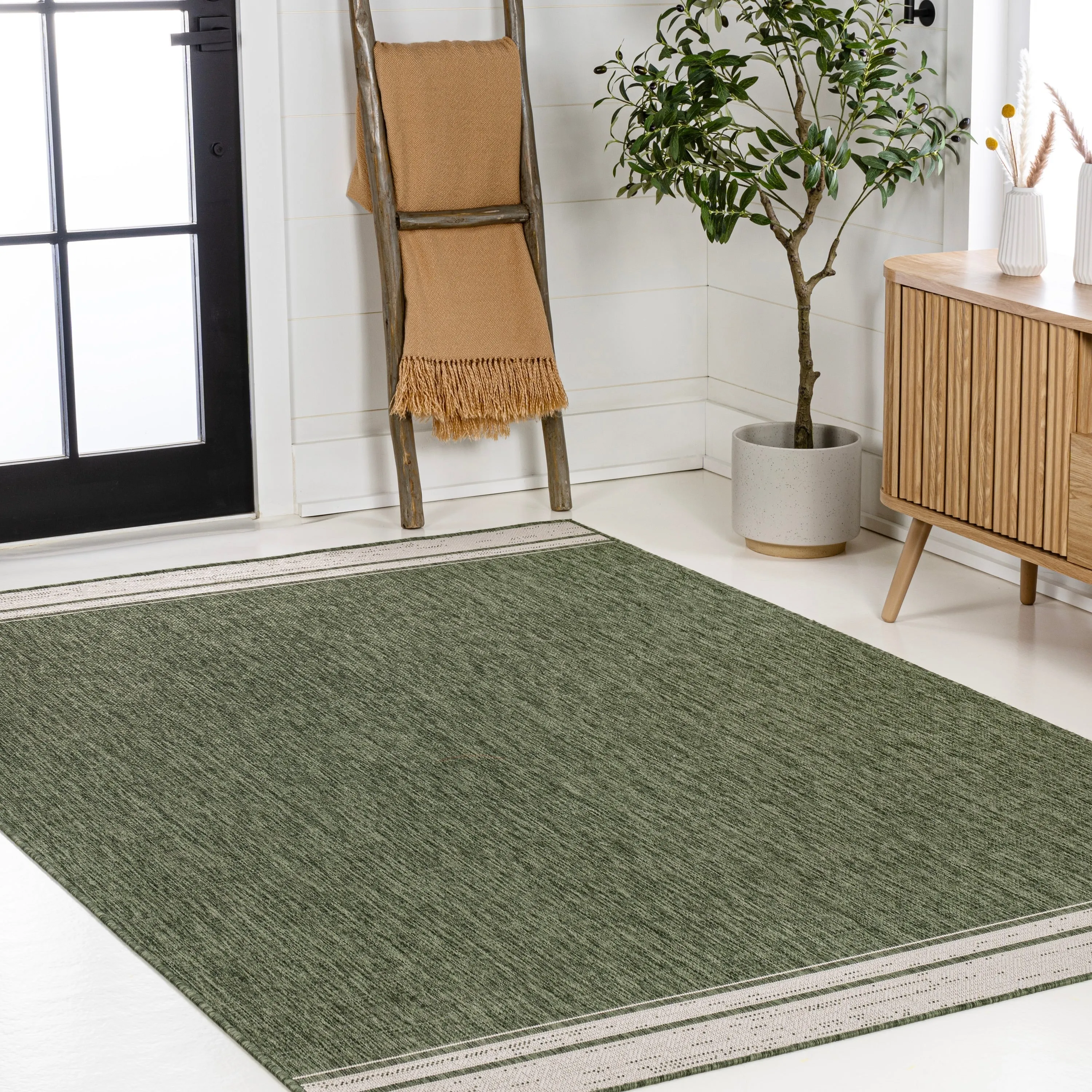JONATHAN Y Darcy Modern Minimalist Mingled Solid Black/Cream Indoor/Outdoor Area Rug