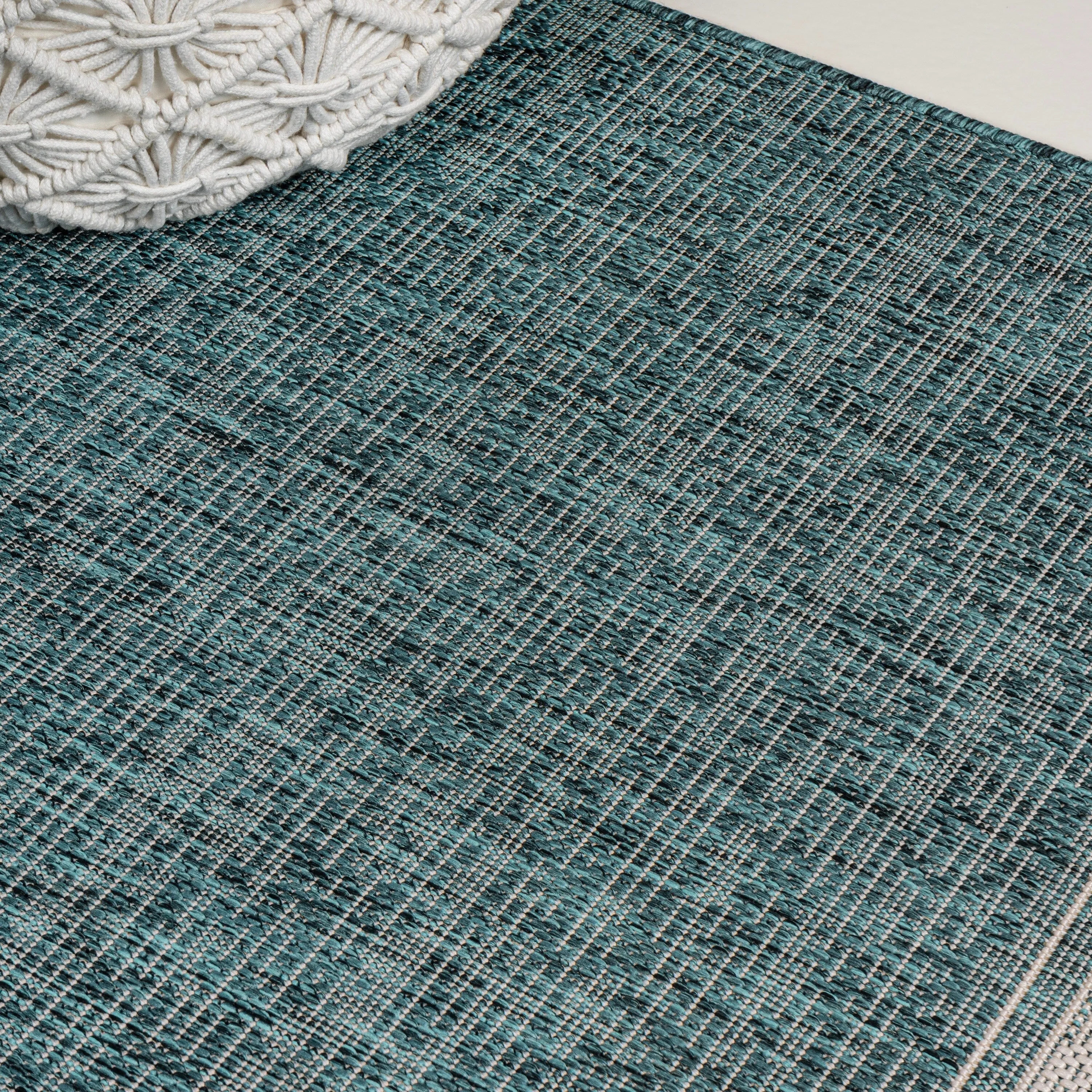 JONATHAN Y Darcy Modern Minimalist Mingled Solid Black/Cream Indoor/Outdoor Area Rug