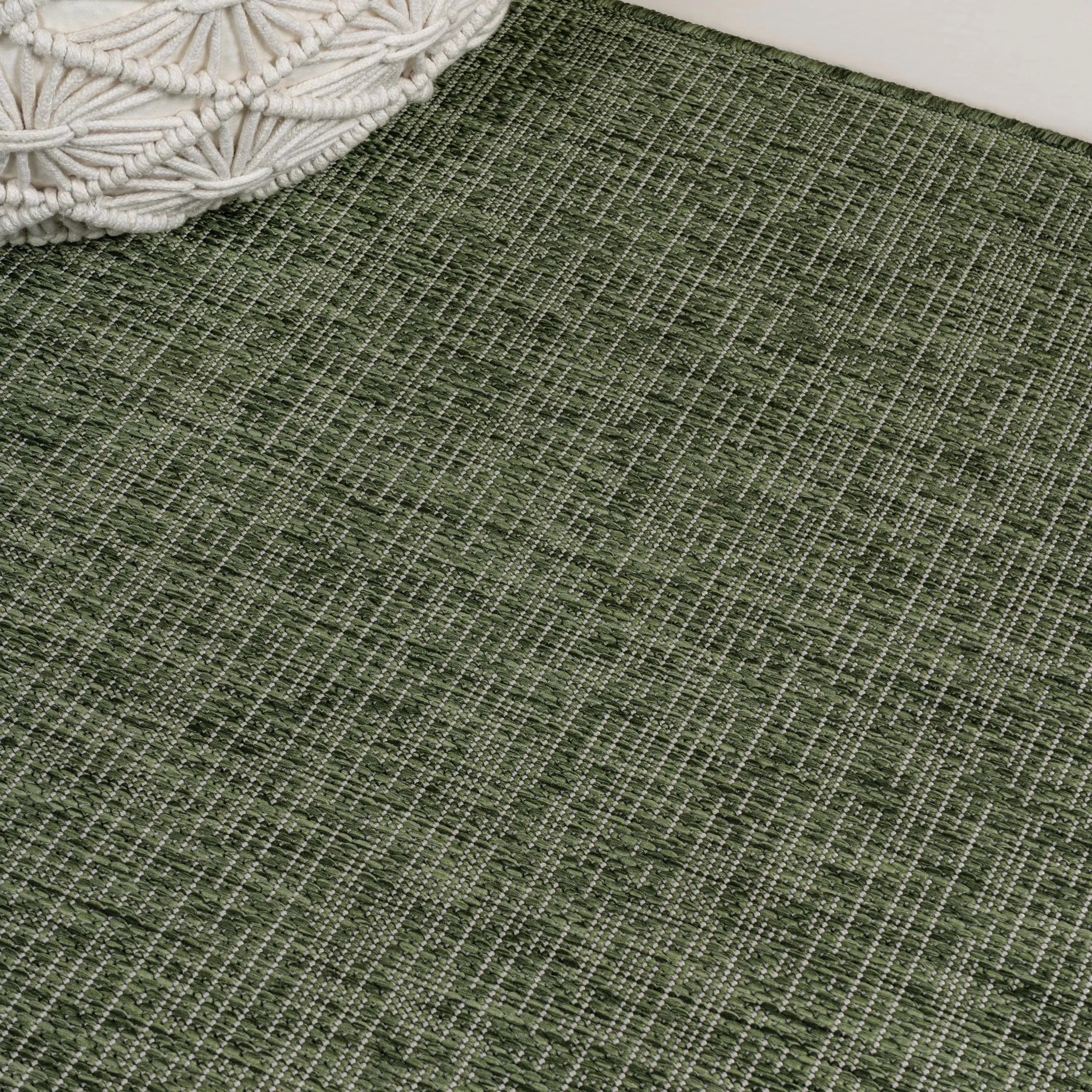 JONATHAN Y Darcy Modern Minimalist Mingled Solid Black/Cream Indoor/Outdoor Area Rug