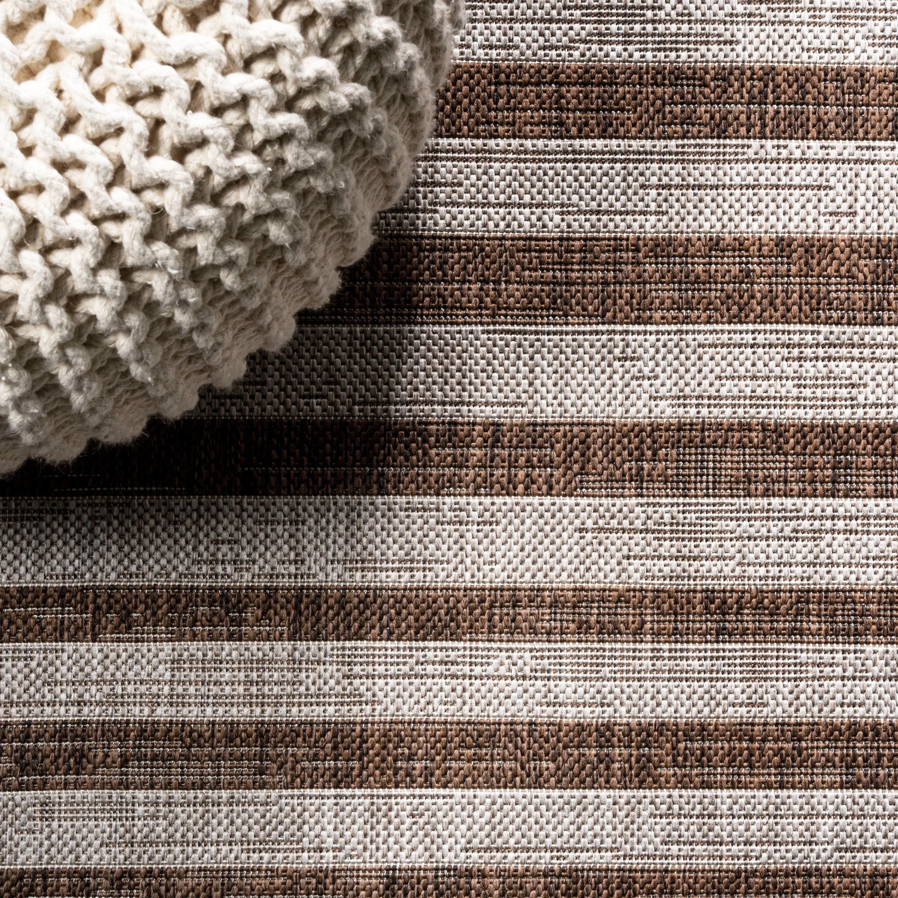 JONATHAN Y Grid Modern Offset Stripe Indoor/Outdoor Area Rug
